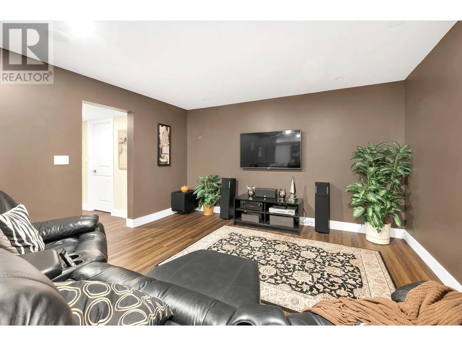 2920 Valleyview Drive Unit# 123