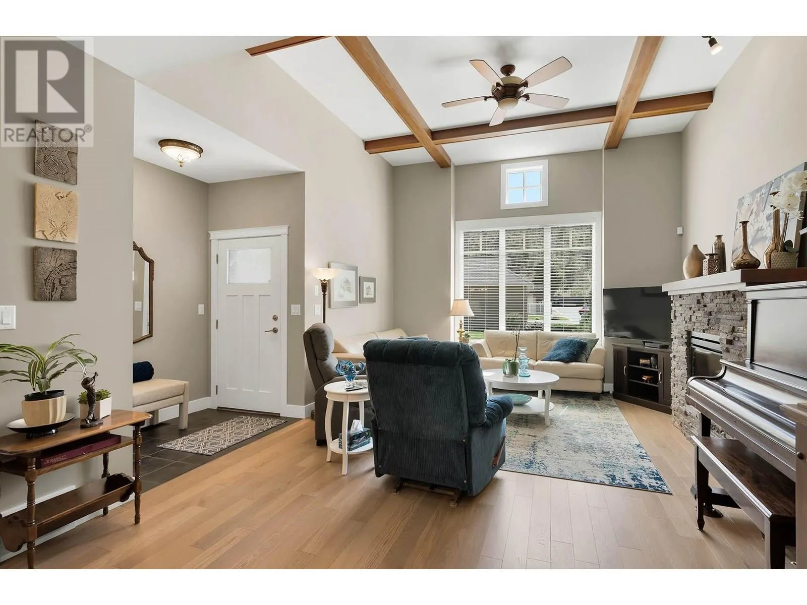 2920 Valleyview Drive Unit# 123