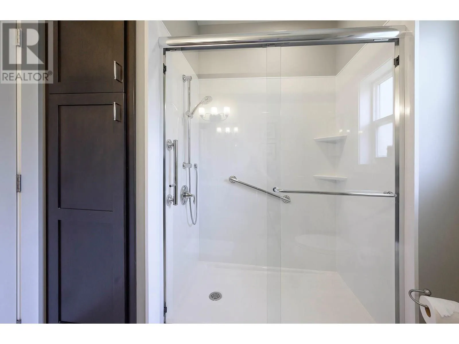 2920 Valleyview Drive Unit# 123