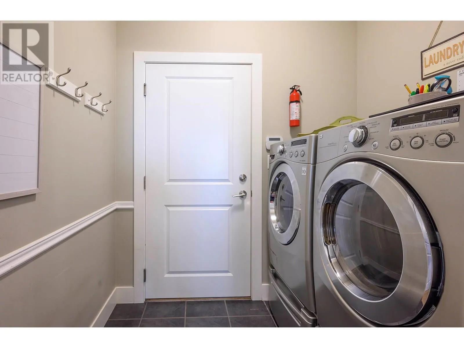 2920 Valleyview Drive Unit# 123