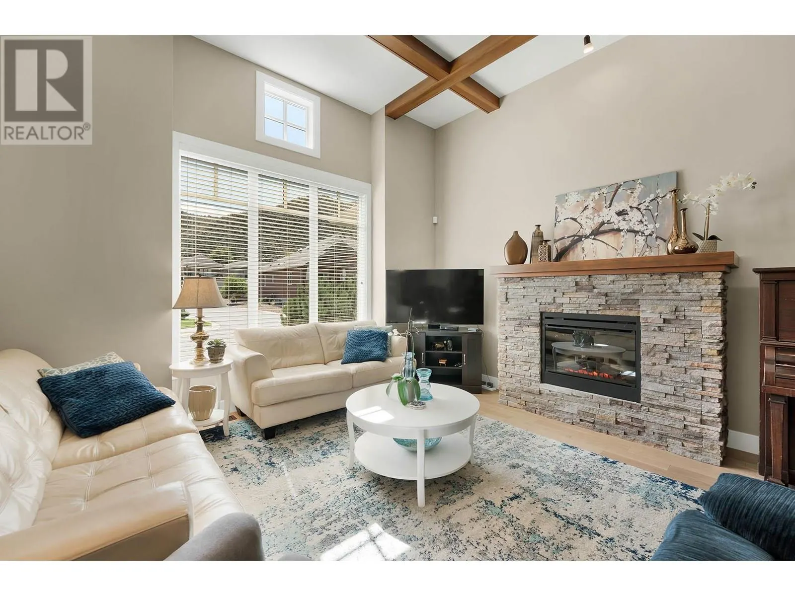 2920 Valleyview Drive Unit# 123