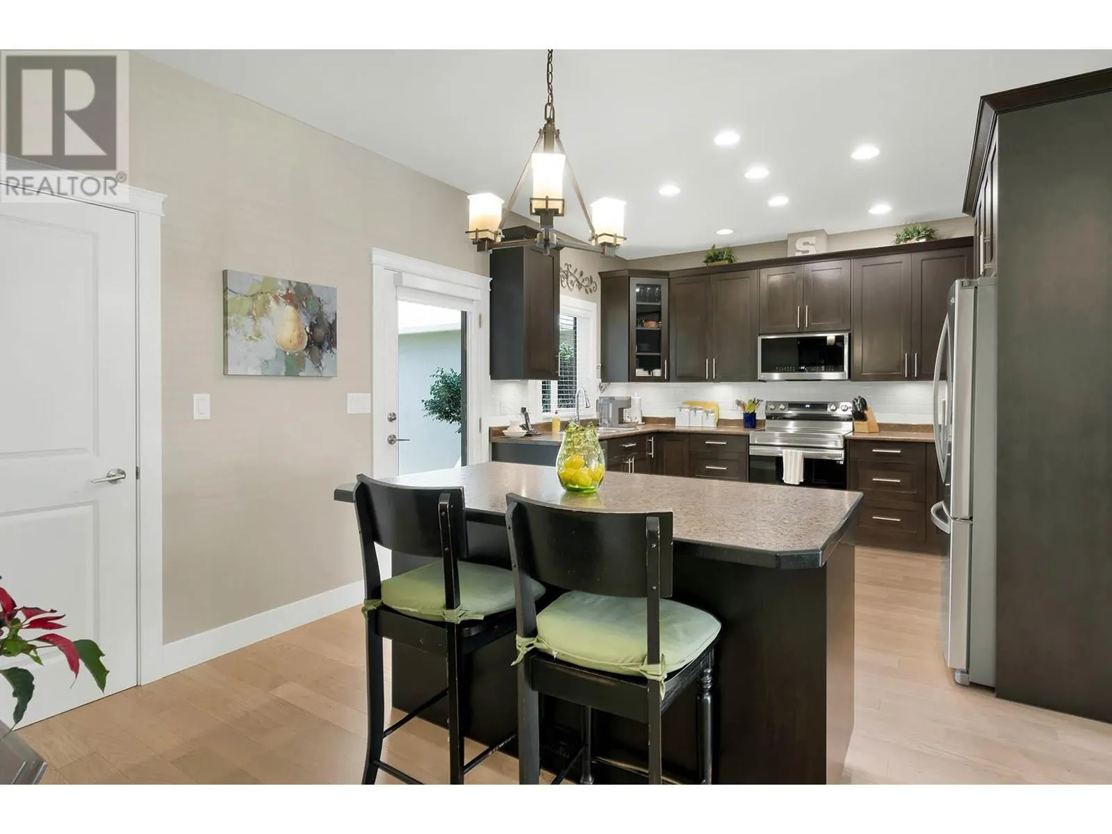 2920 Valleyview Drive Unit# 123