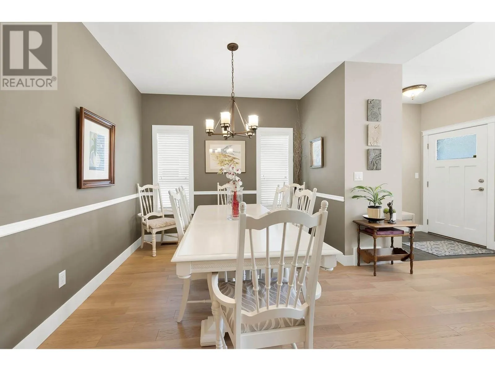 2920 Valleyview Drive Unit# 123