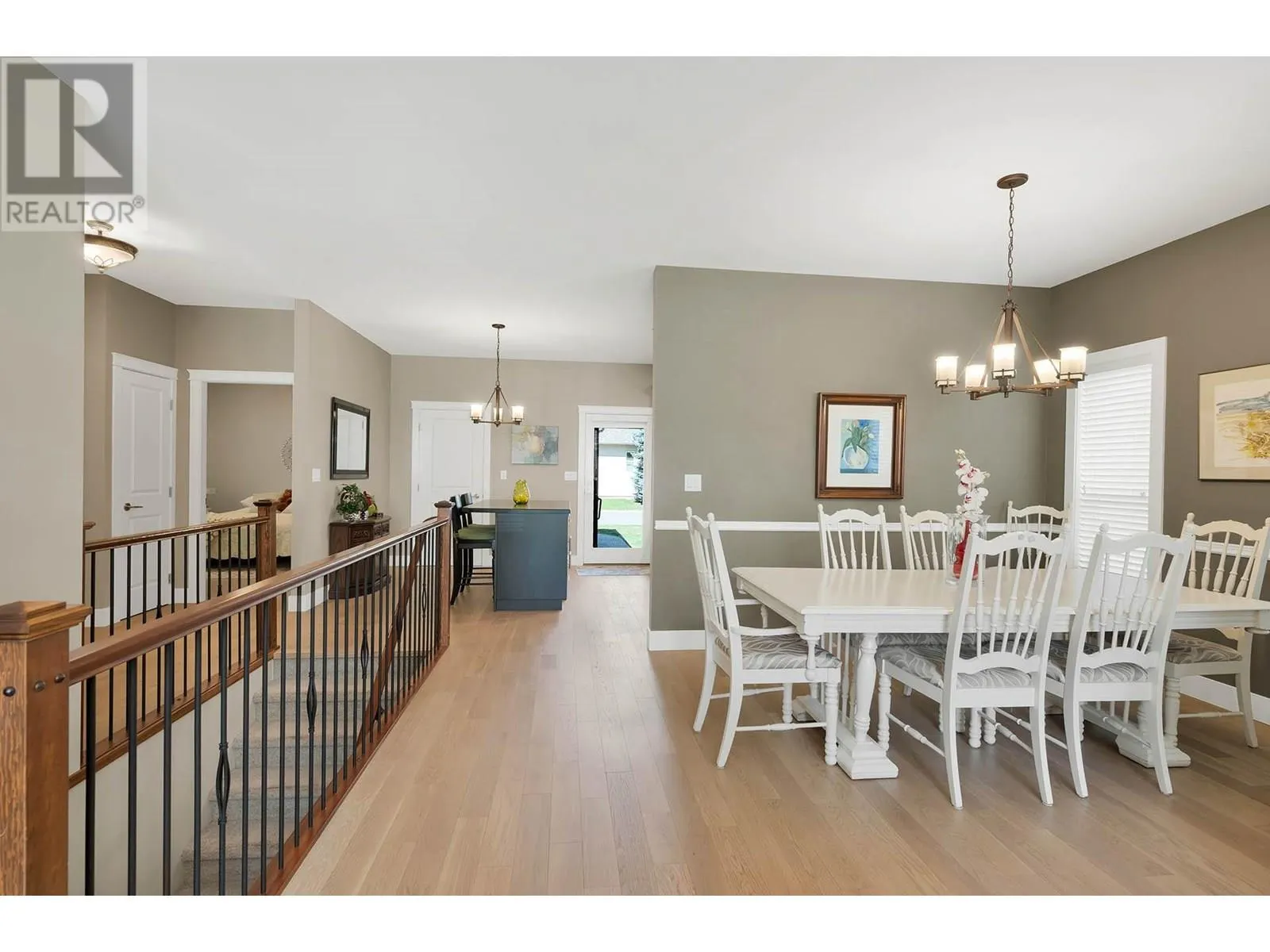 2920 Valleyview Drive Unit# 123