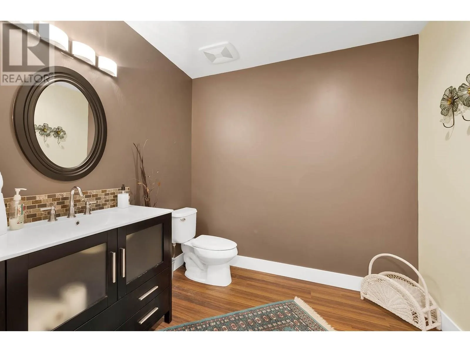 2920 Valleyview Drive Unit# 123
