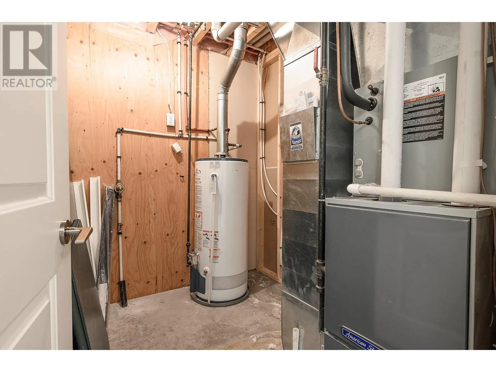 2920 Valleyview Drive Unit# 123