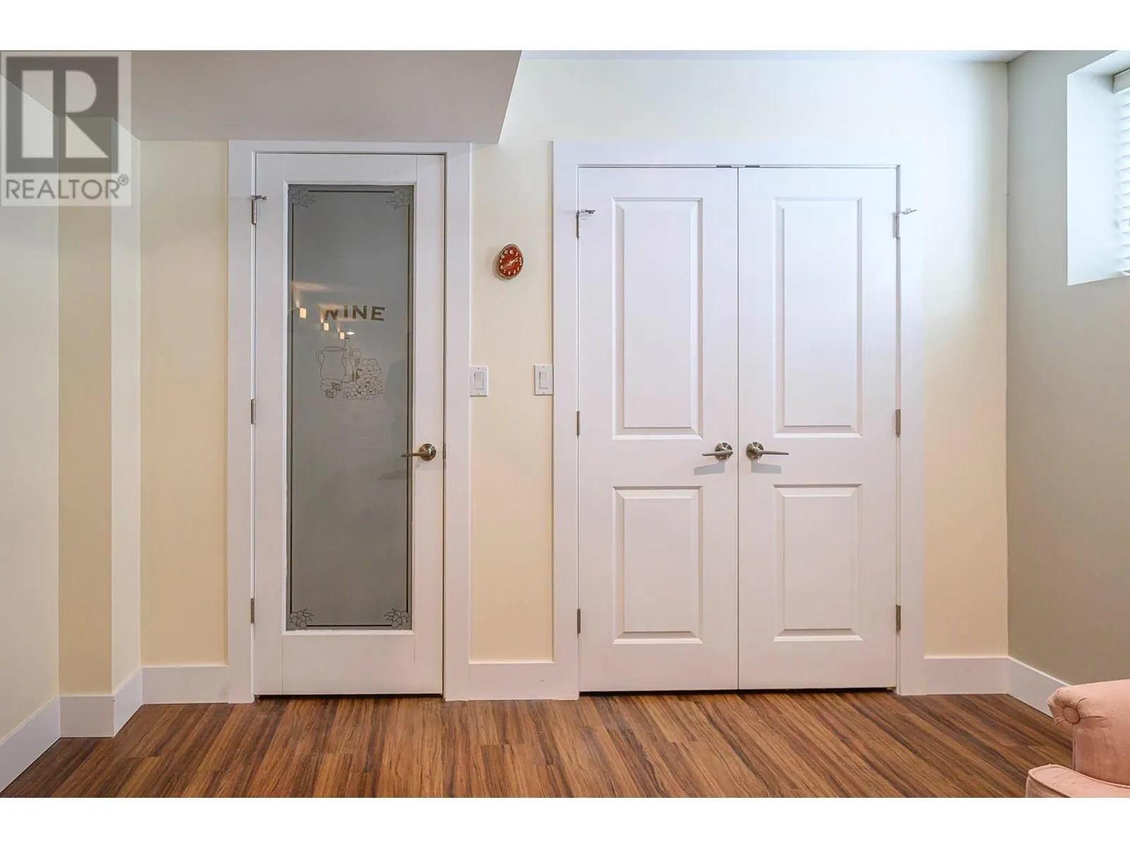 2920 Valleyview Drive Unit# 123