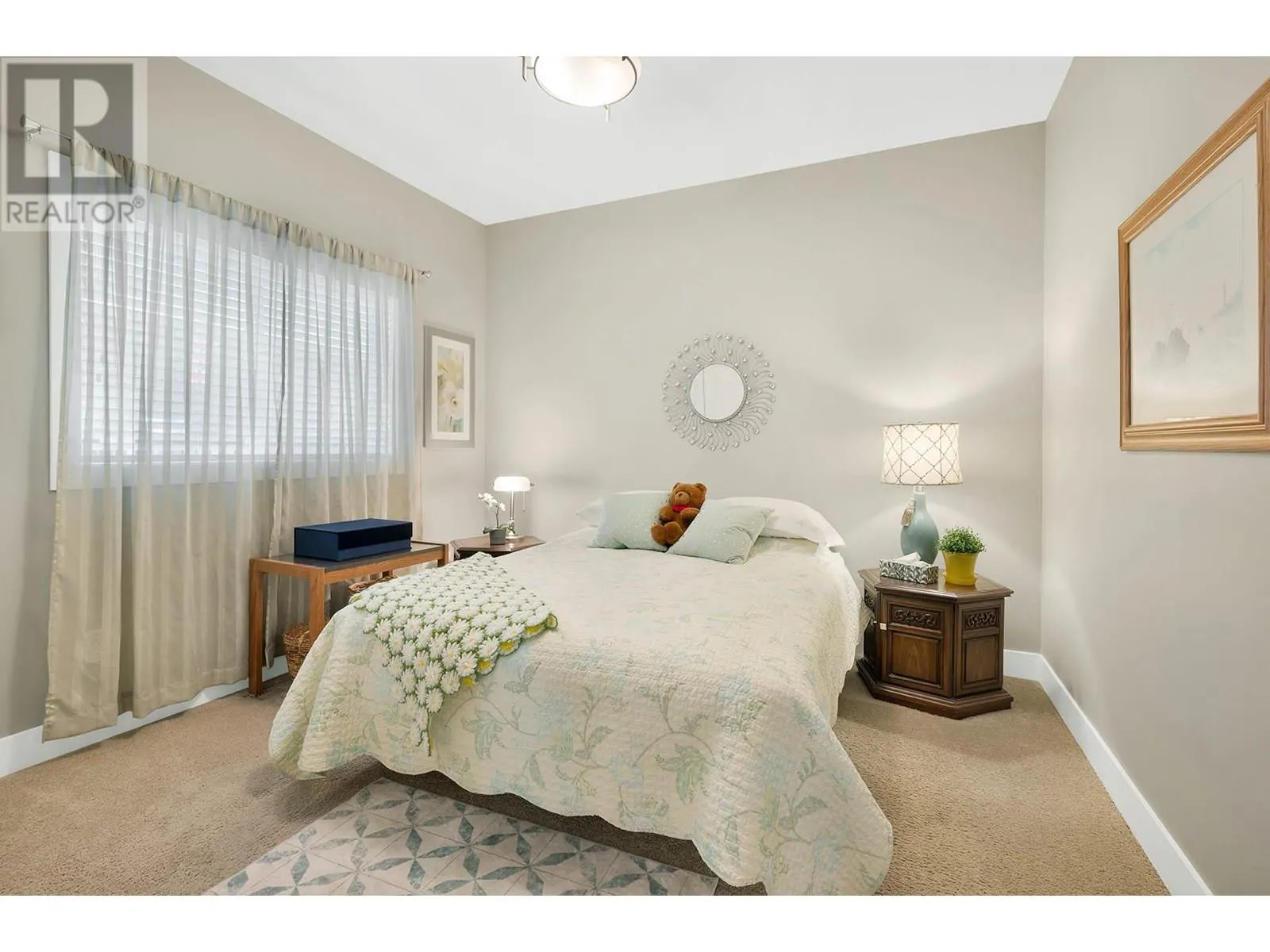 2920 Valleyview Drive Unit# 123