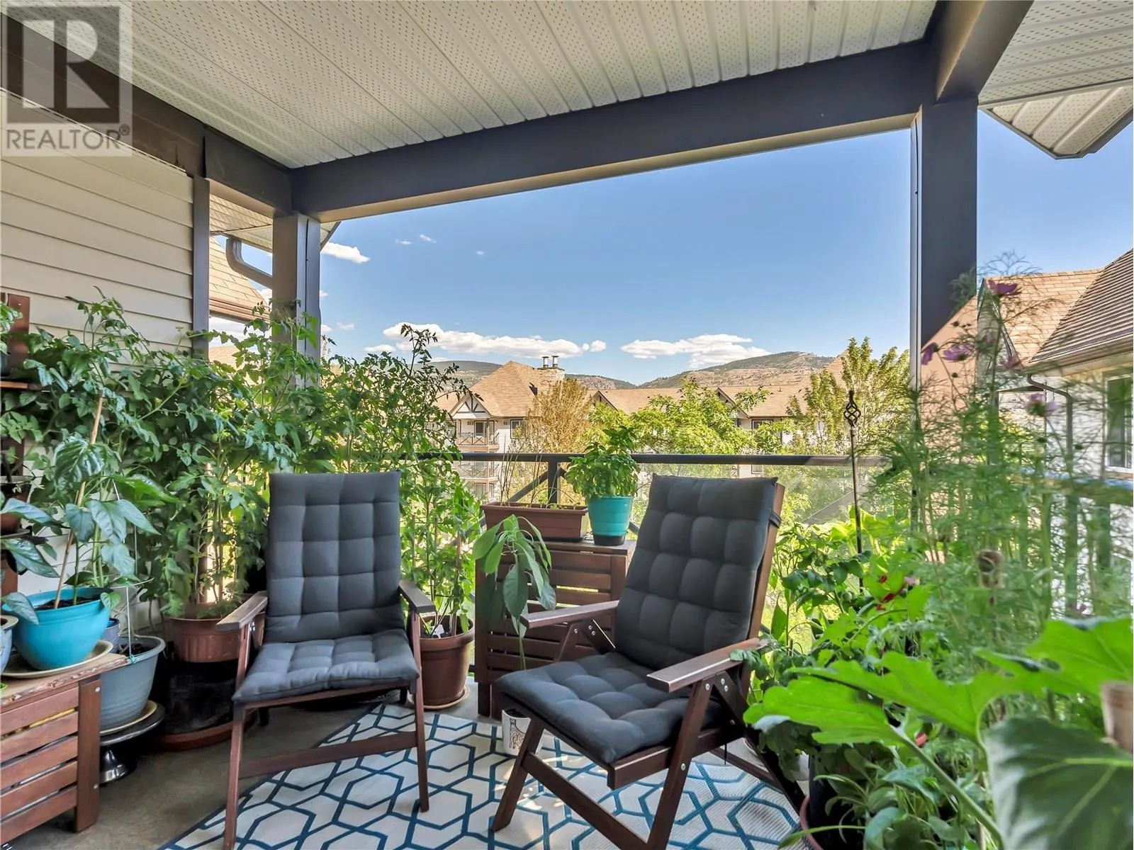256 HASTINGS Avenue Unit# 401