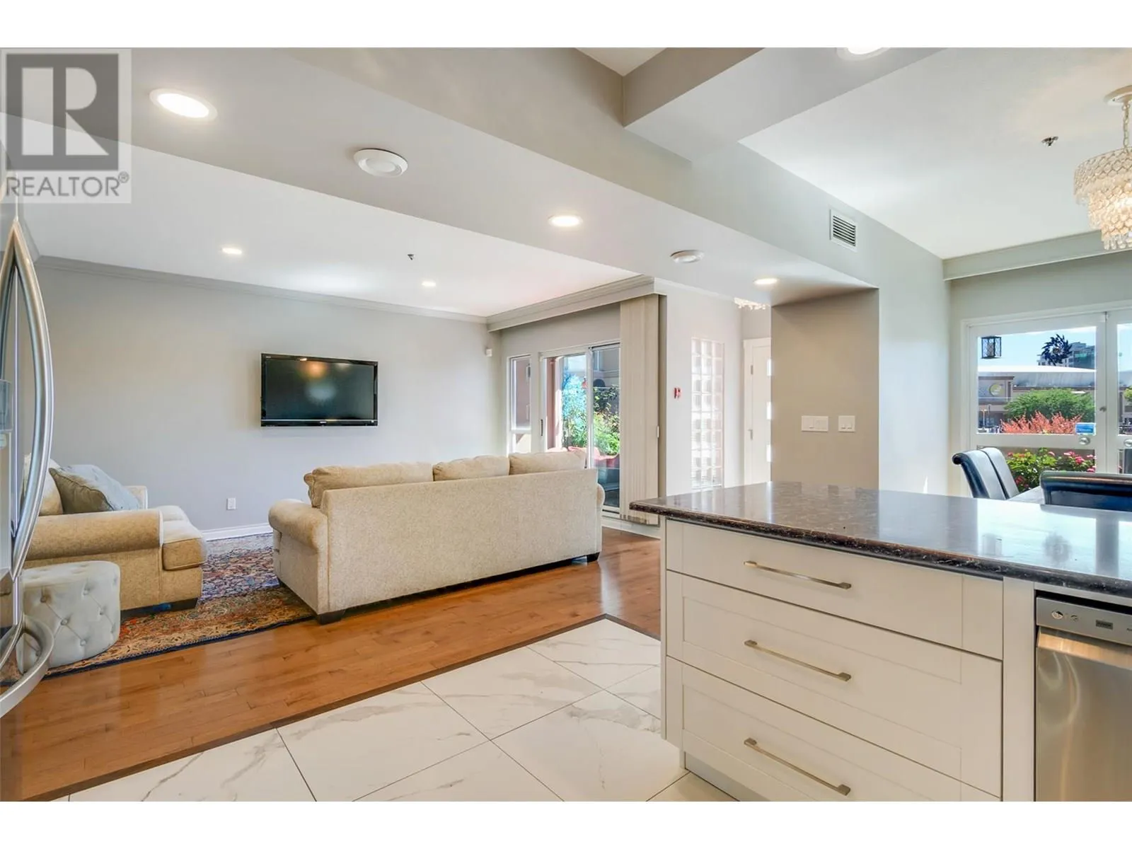 1156 Sunset Drive Unit# 115