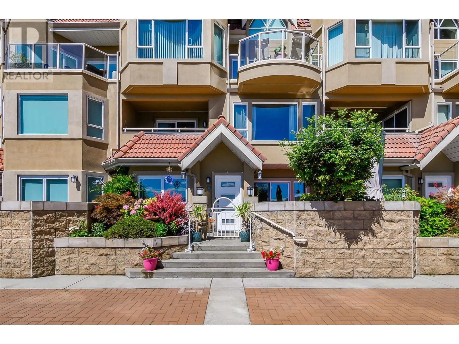 1156 Sunset Drive Unit# 115