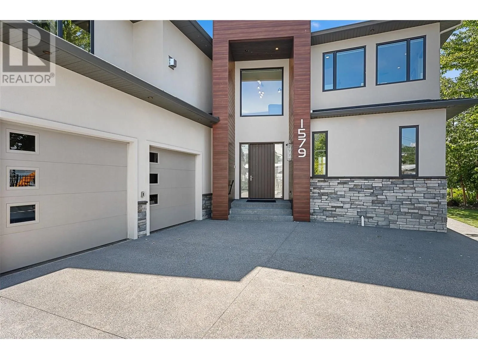 1579 Pritchard Drive
