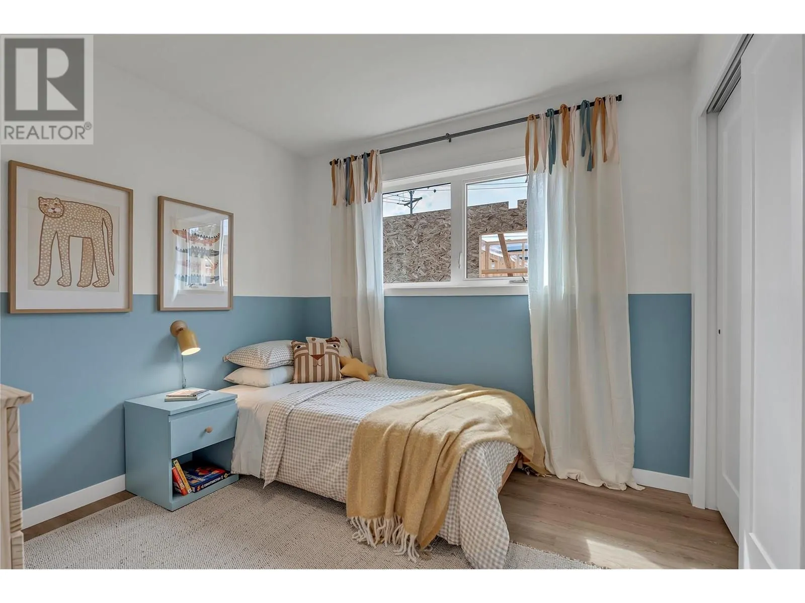 687 Victoria Drive Unit# 101