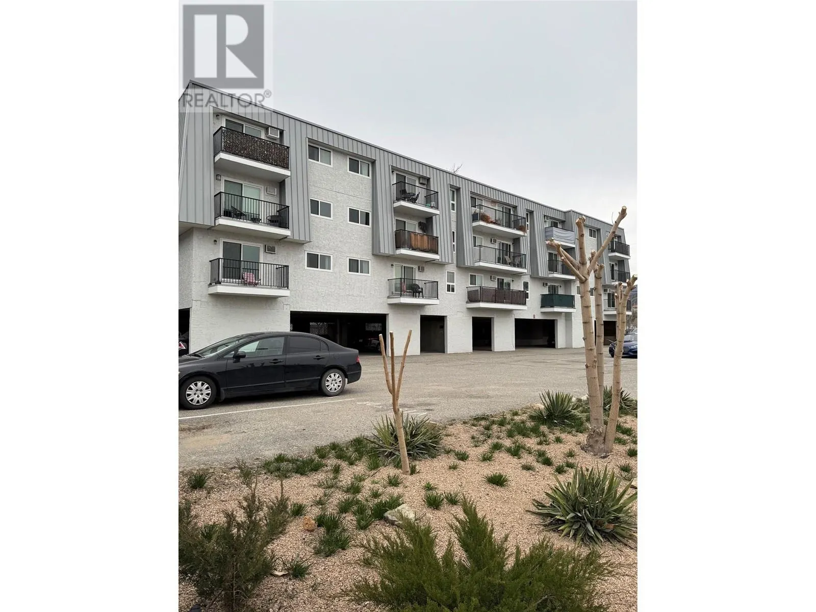 922 Dynes Avenue Unit# 105