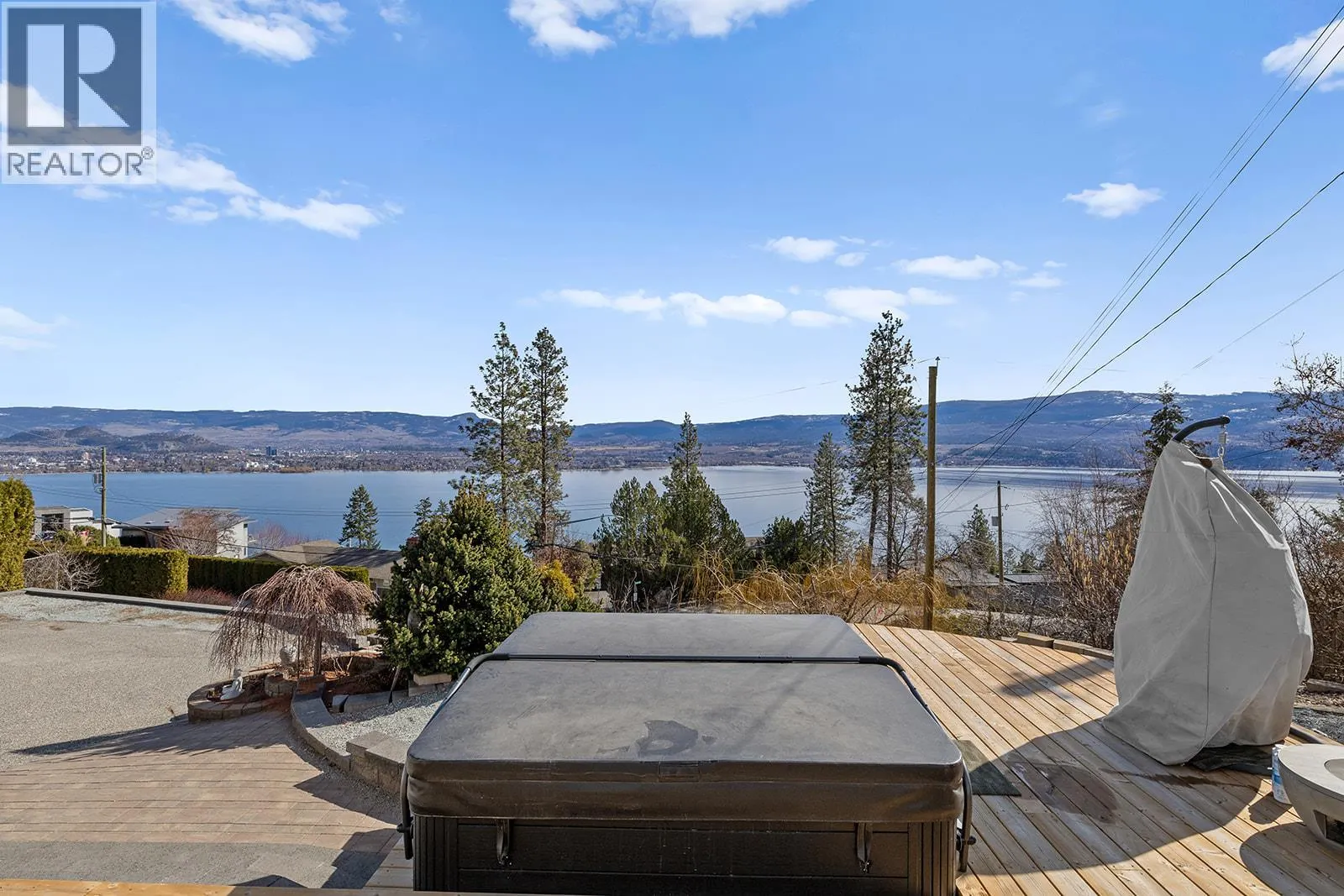 2658 Lakeview Road