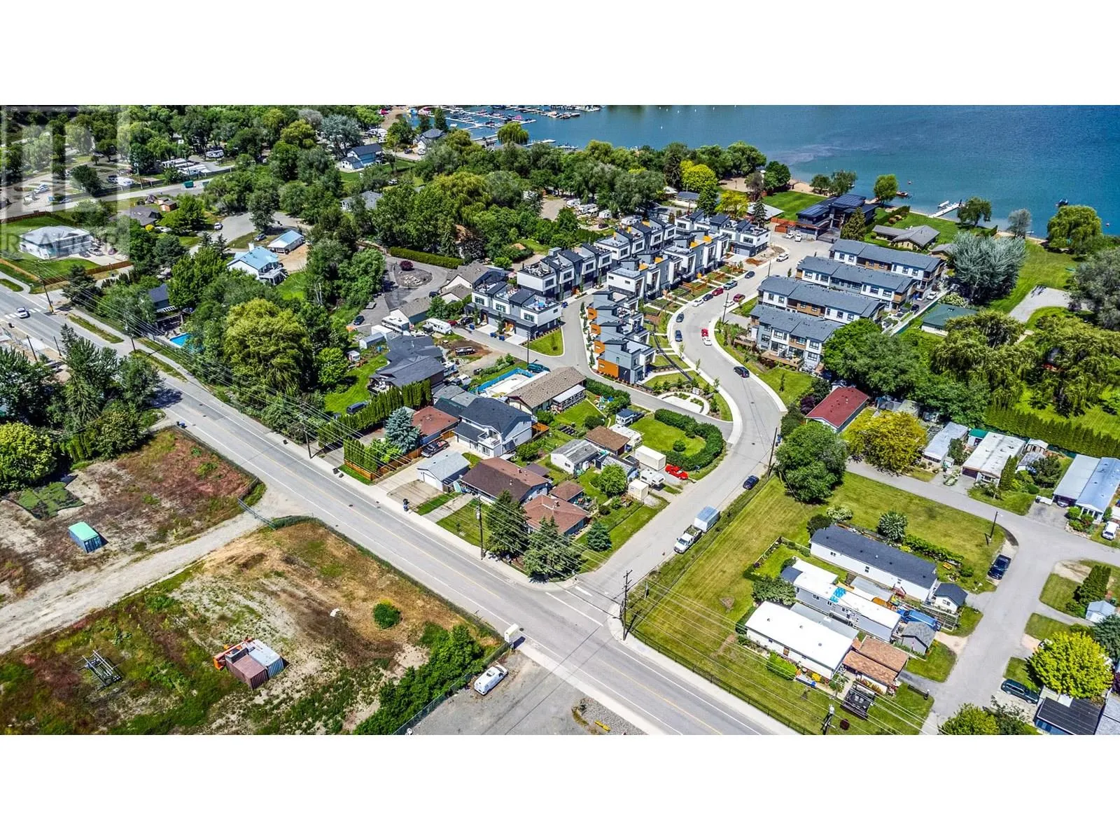 3132 Woodsdale Road