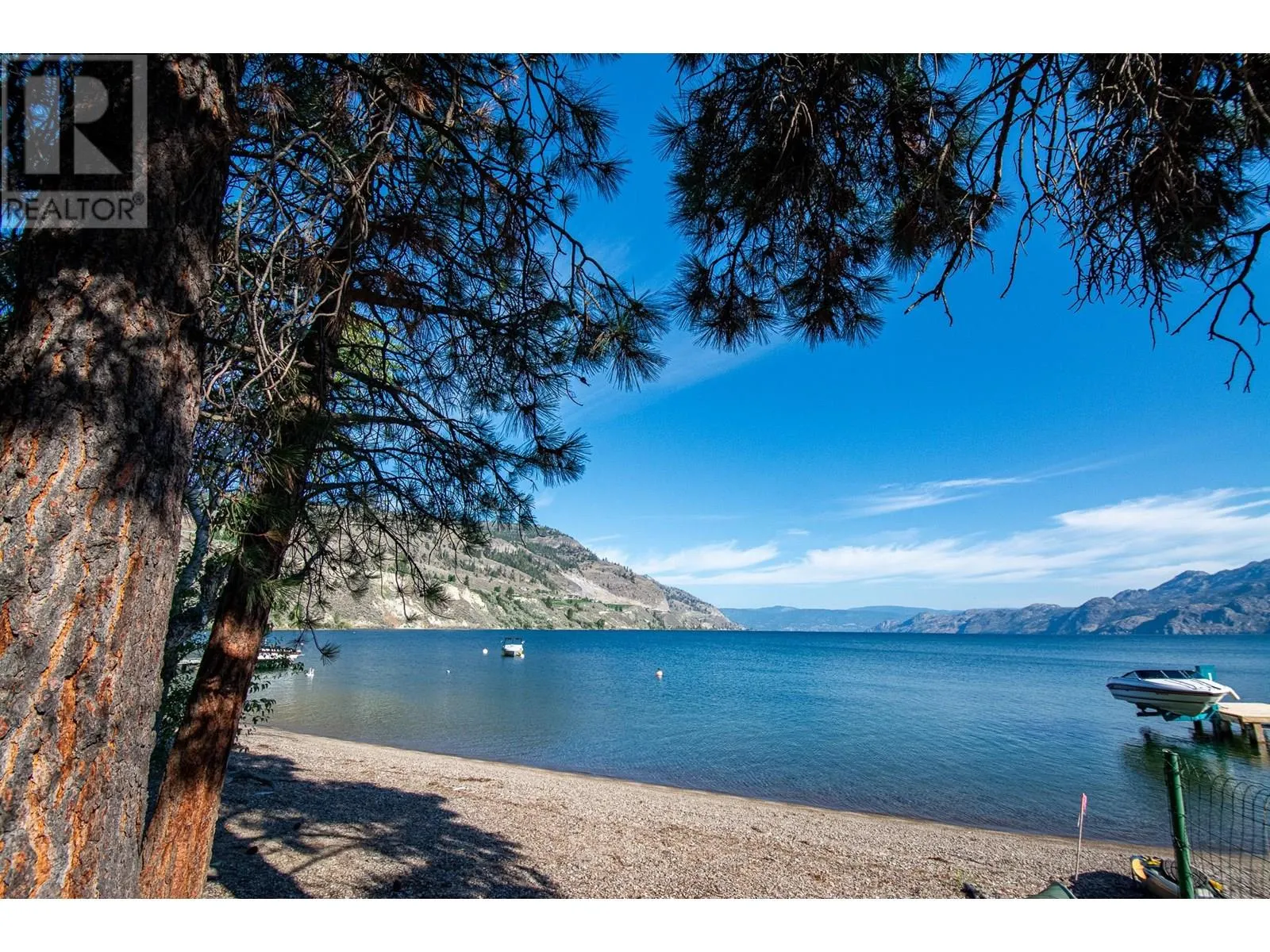 19241 Lakeshore Drive N