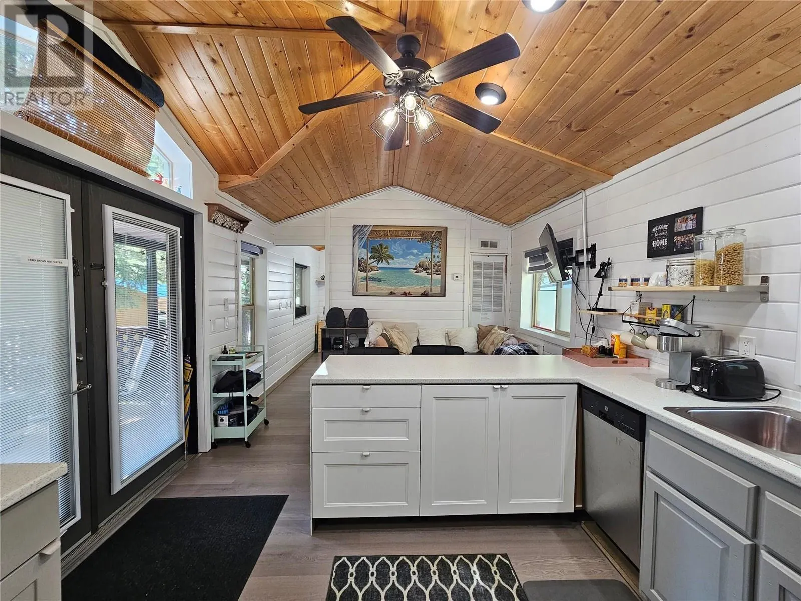 4835 Paradise Valley Drive Unit# 11