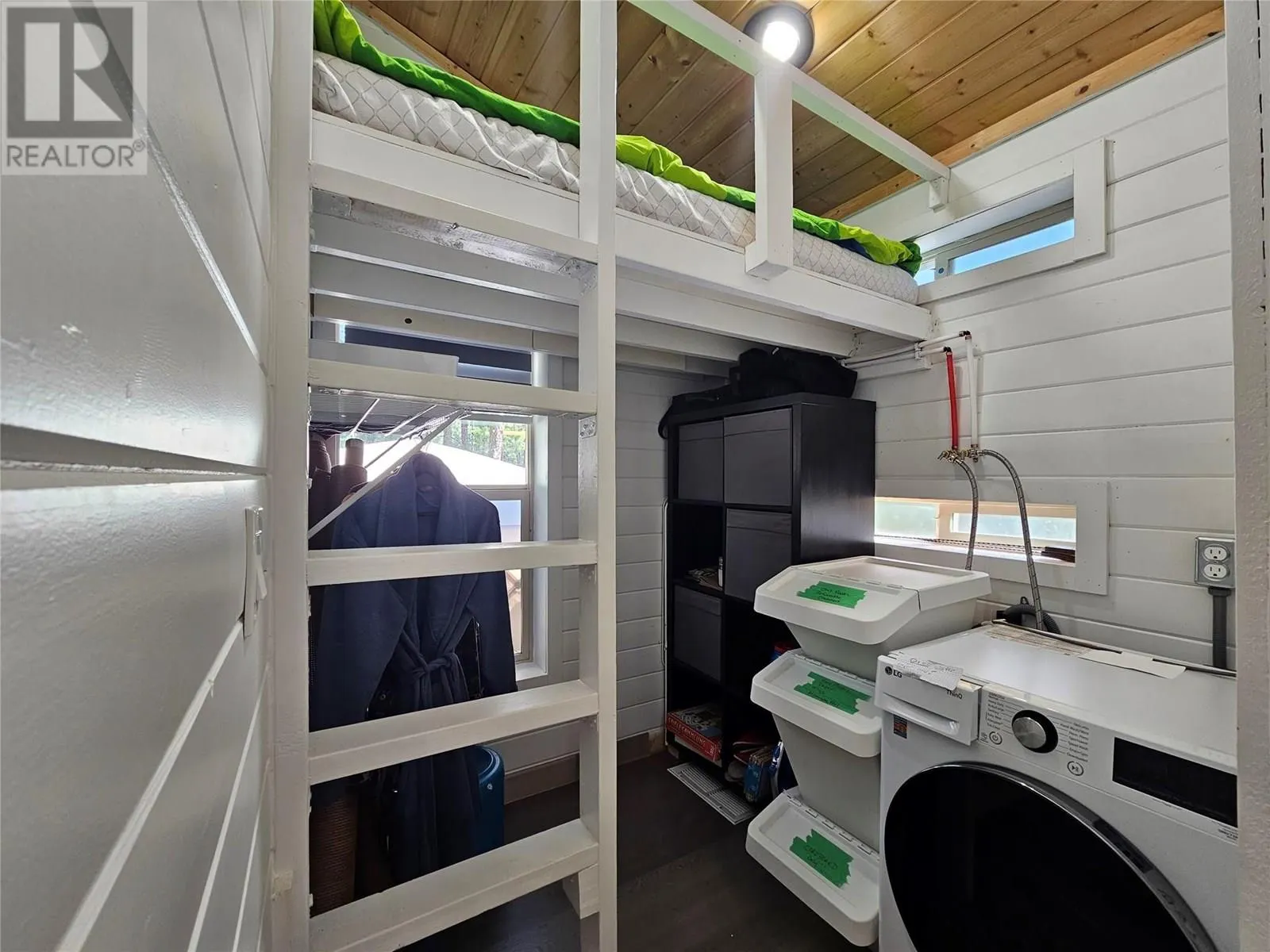 4835 Paradise Valley Drive Unit# 11