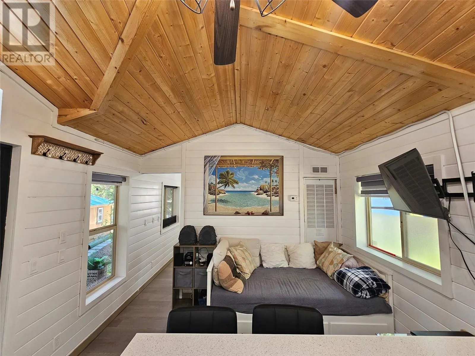 4835 Paradise Valley Drive Unit# 11