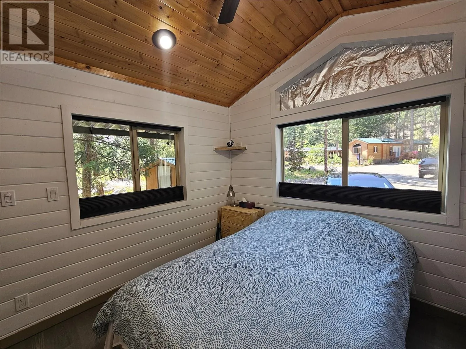 4835 Paradise Valley Drive Unit# 11