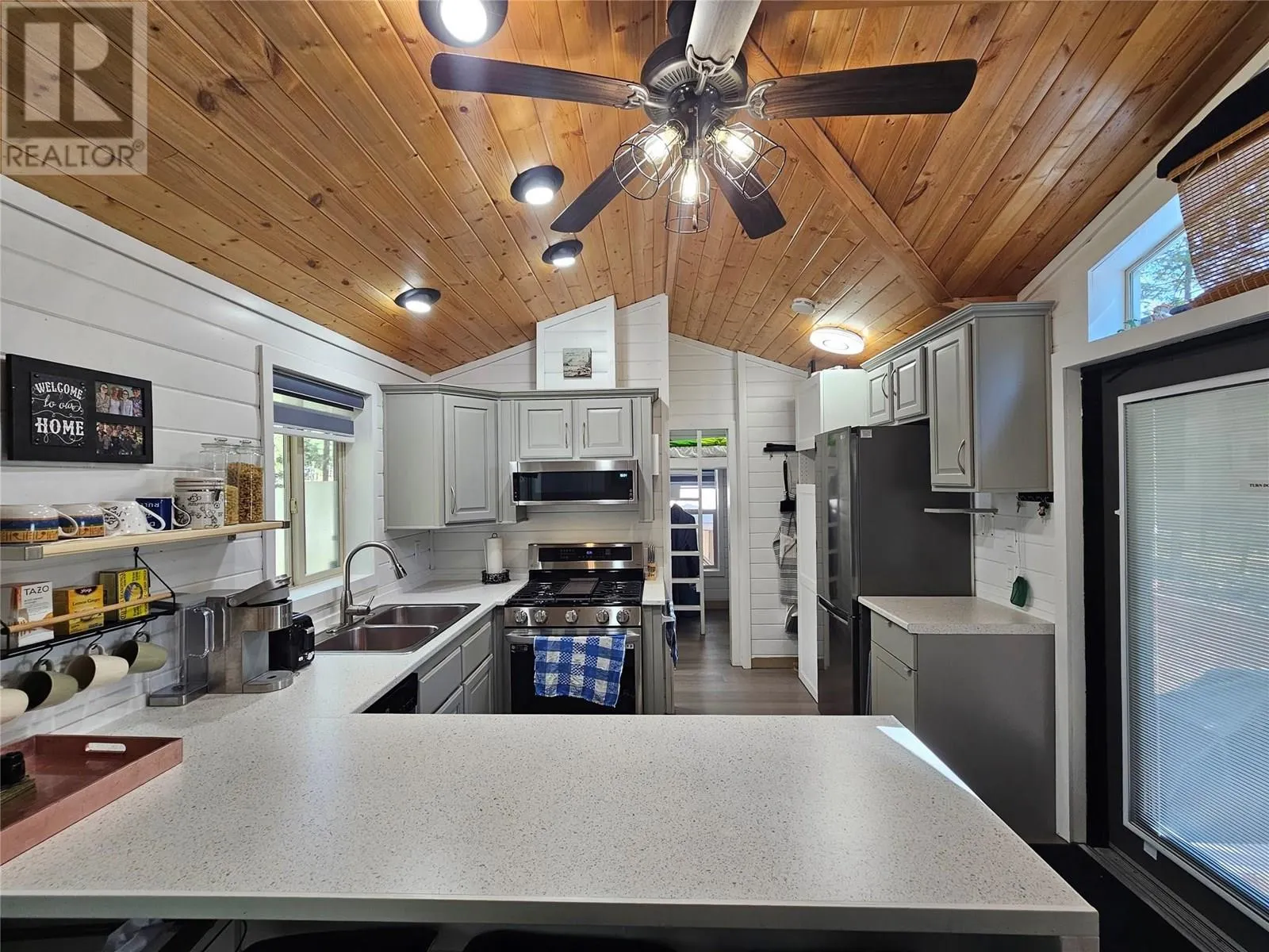 4835 Paradise Valley Drive Unit# 11
