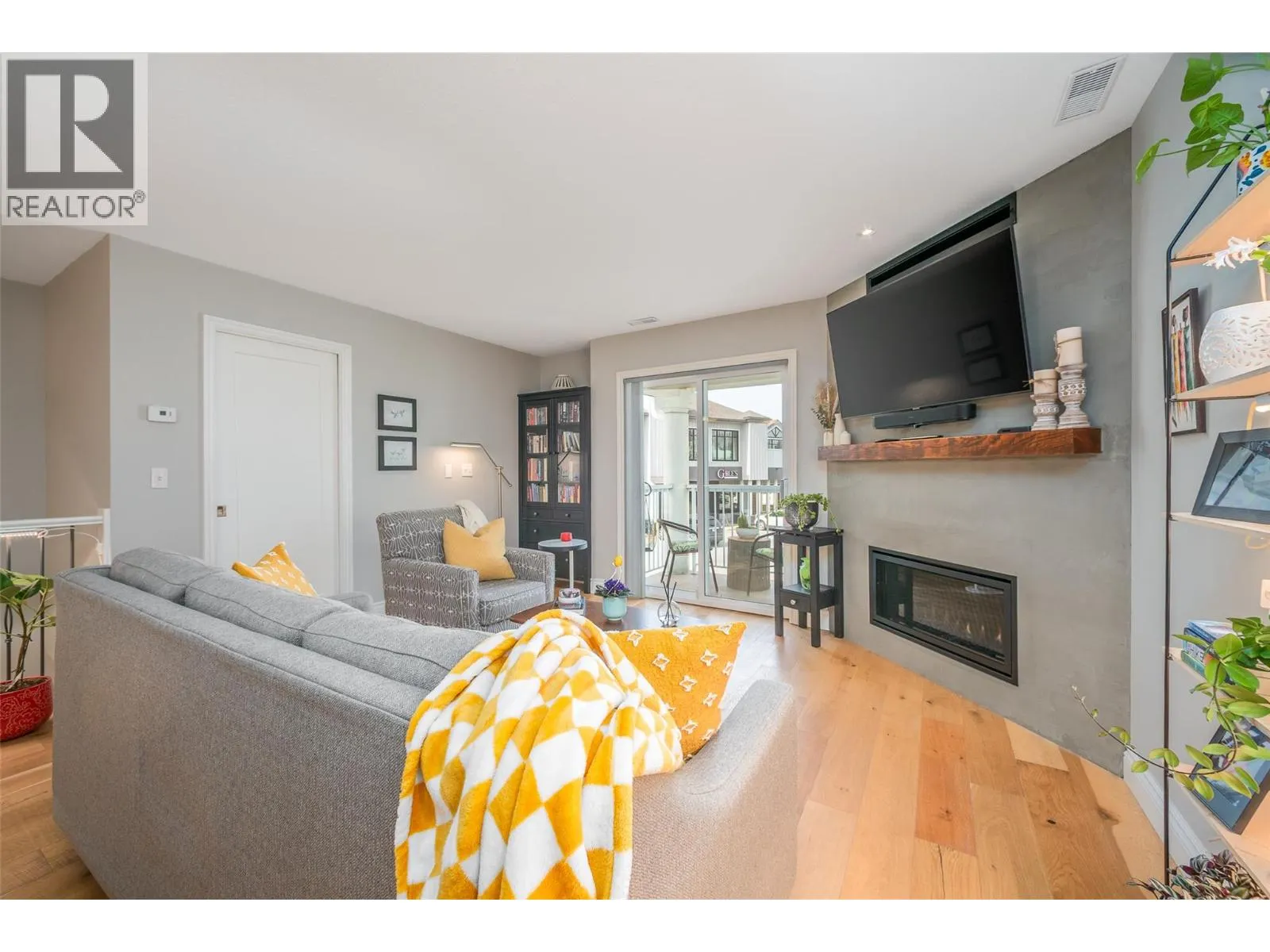 2350 Stillingfleet Road Unit# 216