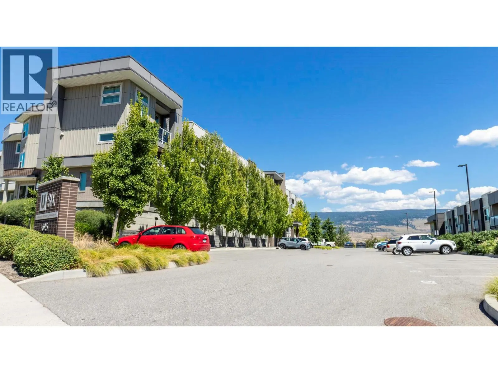 695 Academy Way Unit# 118