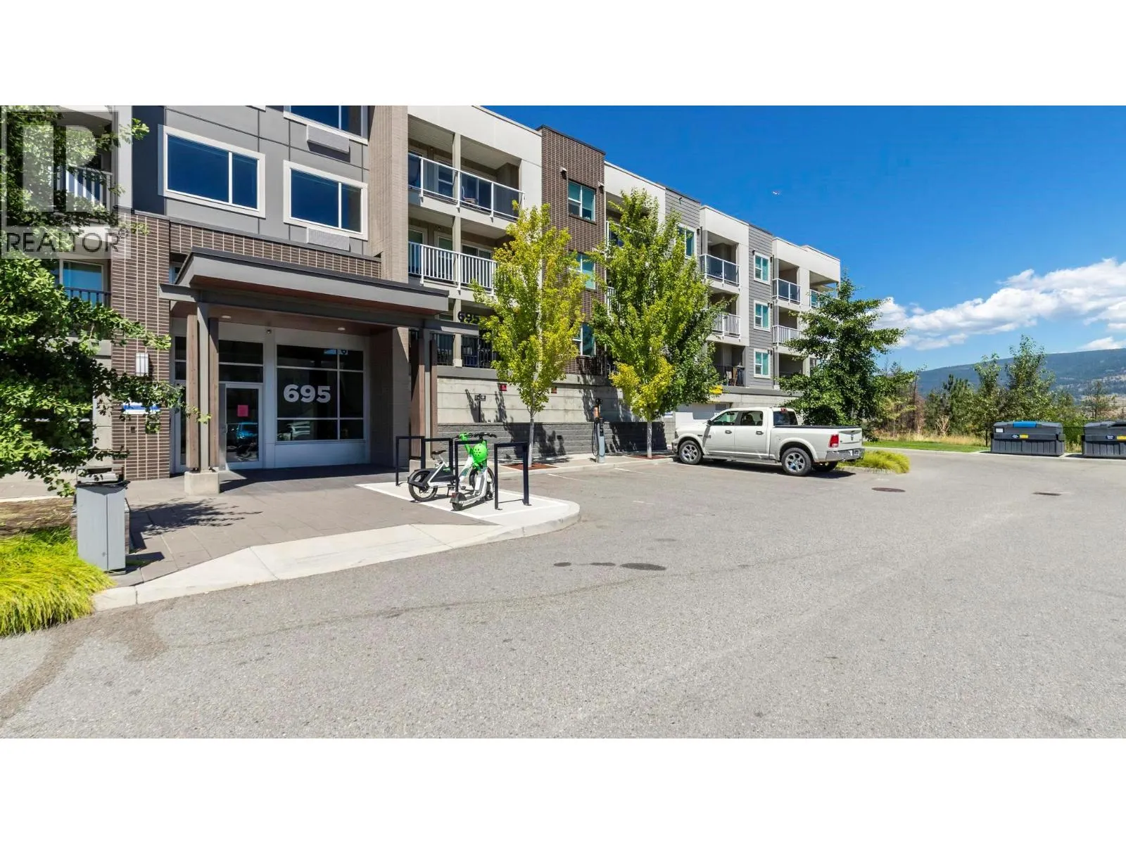 695 Academy Way Unit# 118