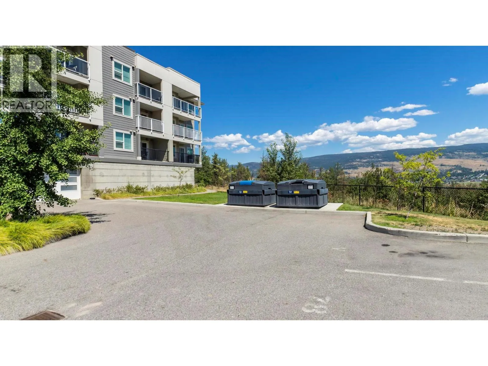 695 Academy Way Unit# 118