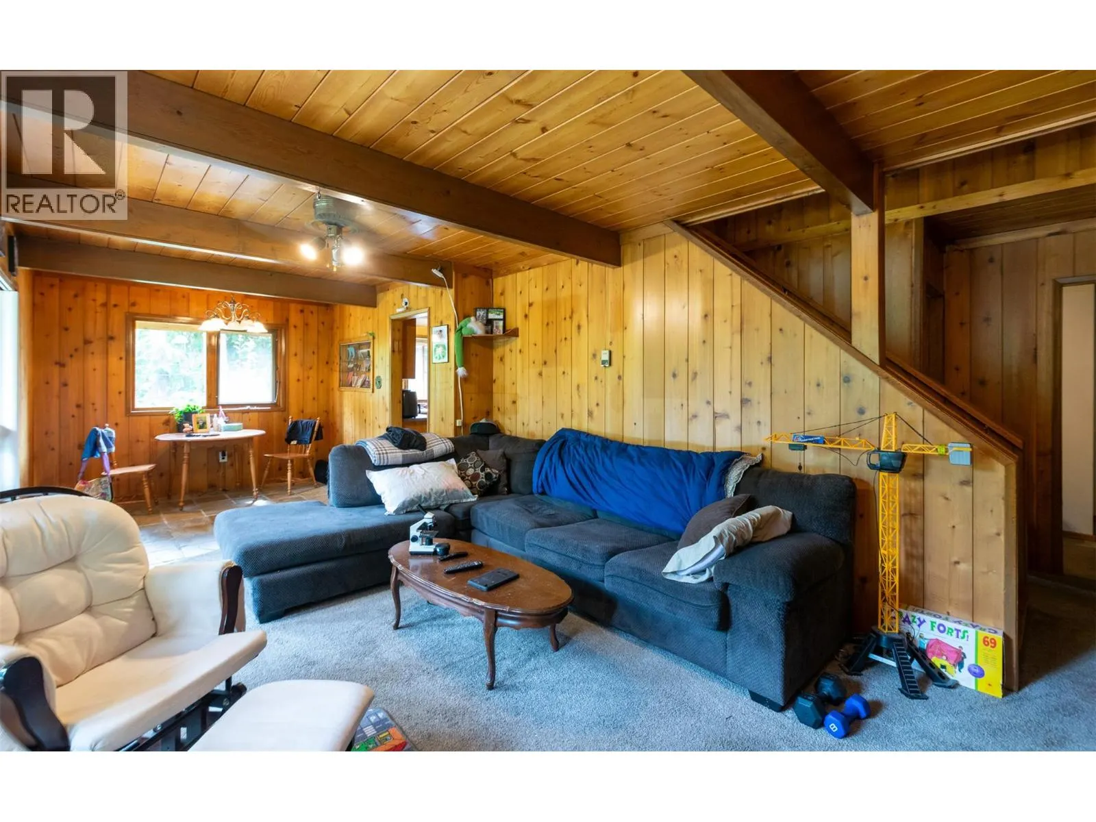 2542 Forest Drive