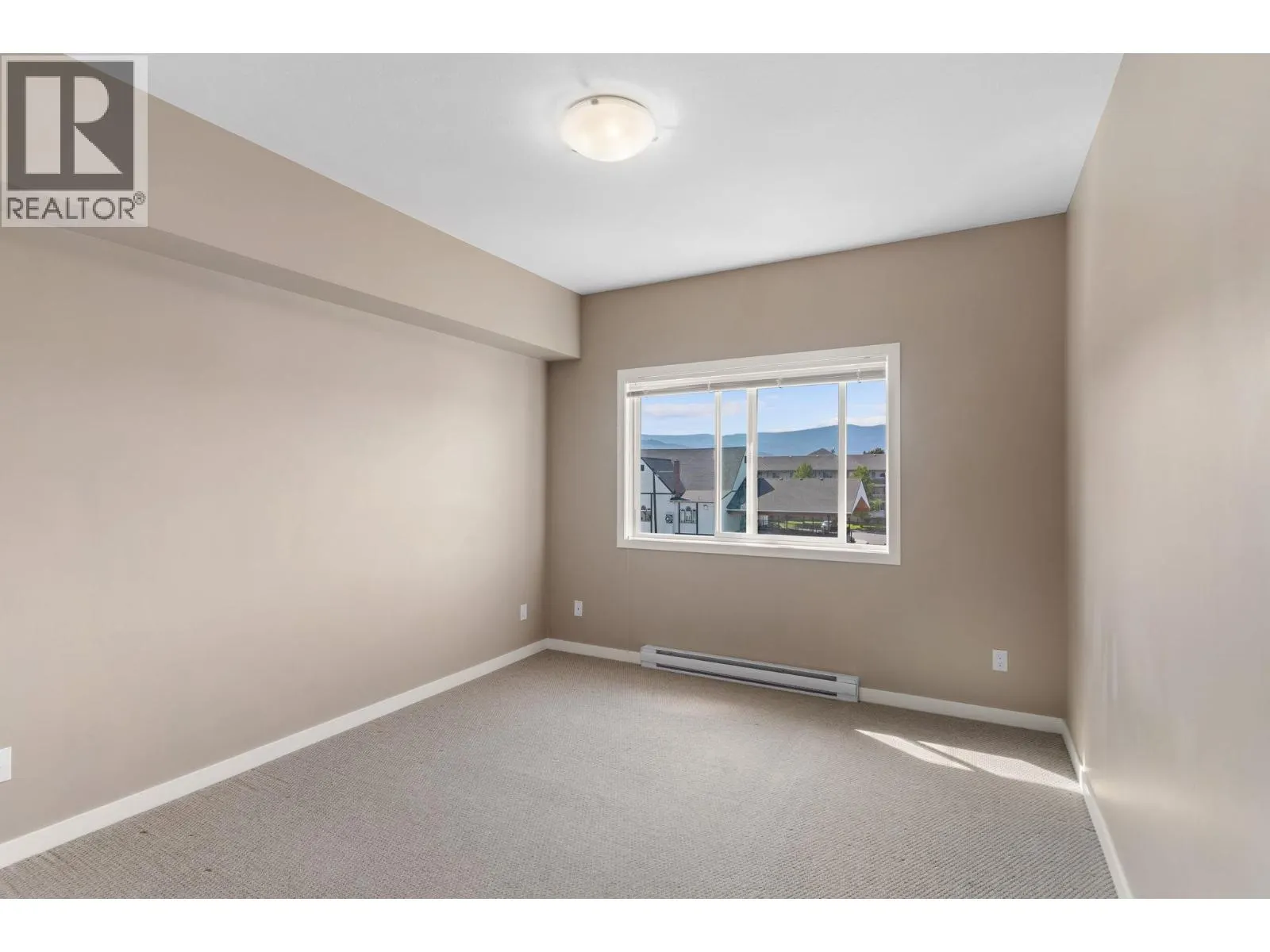 770 Rutland Road N Unit# 304