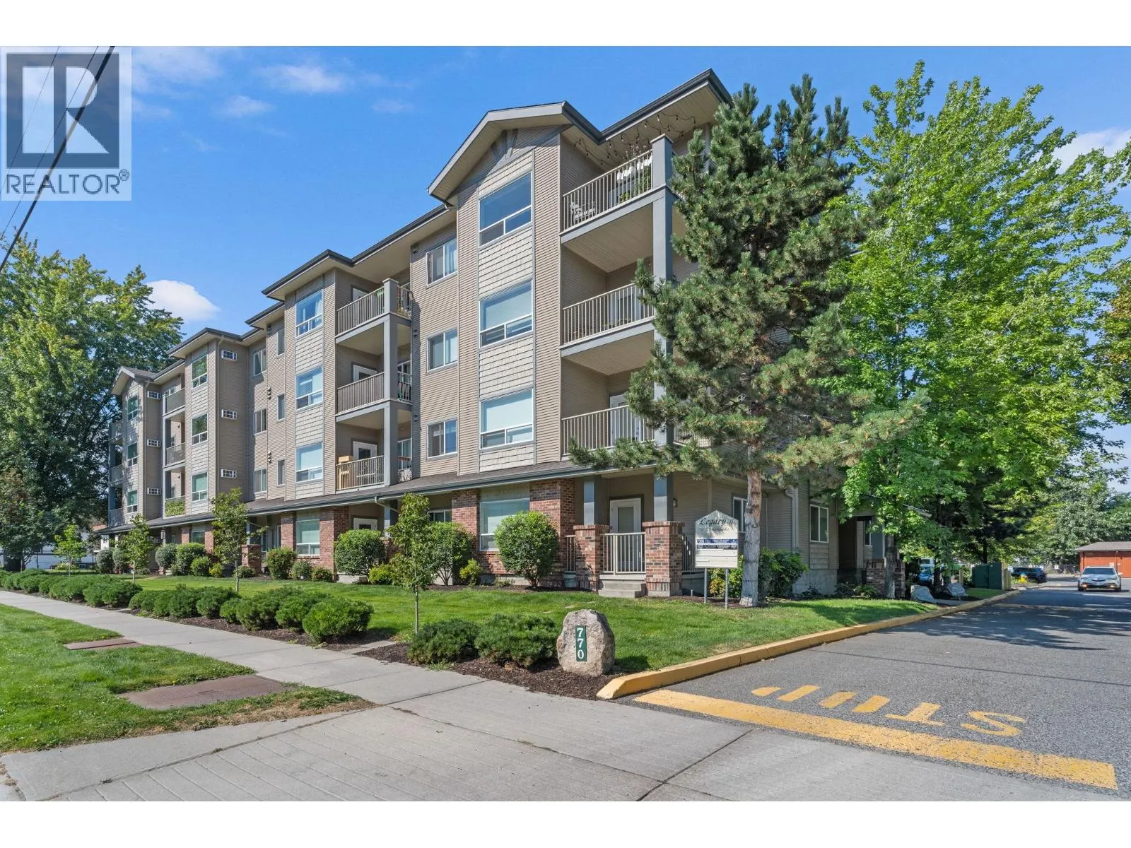 770 Rutland Road N Unit# 304