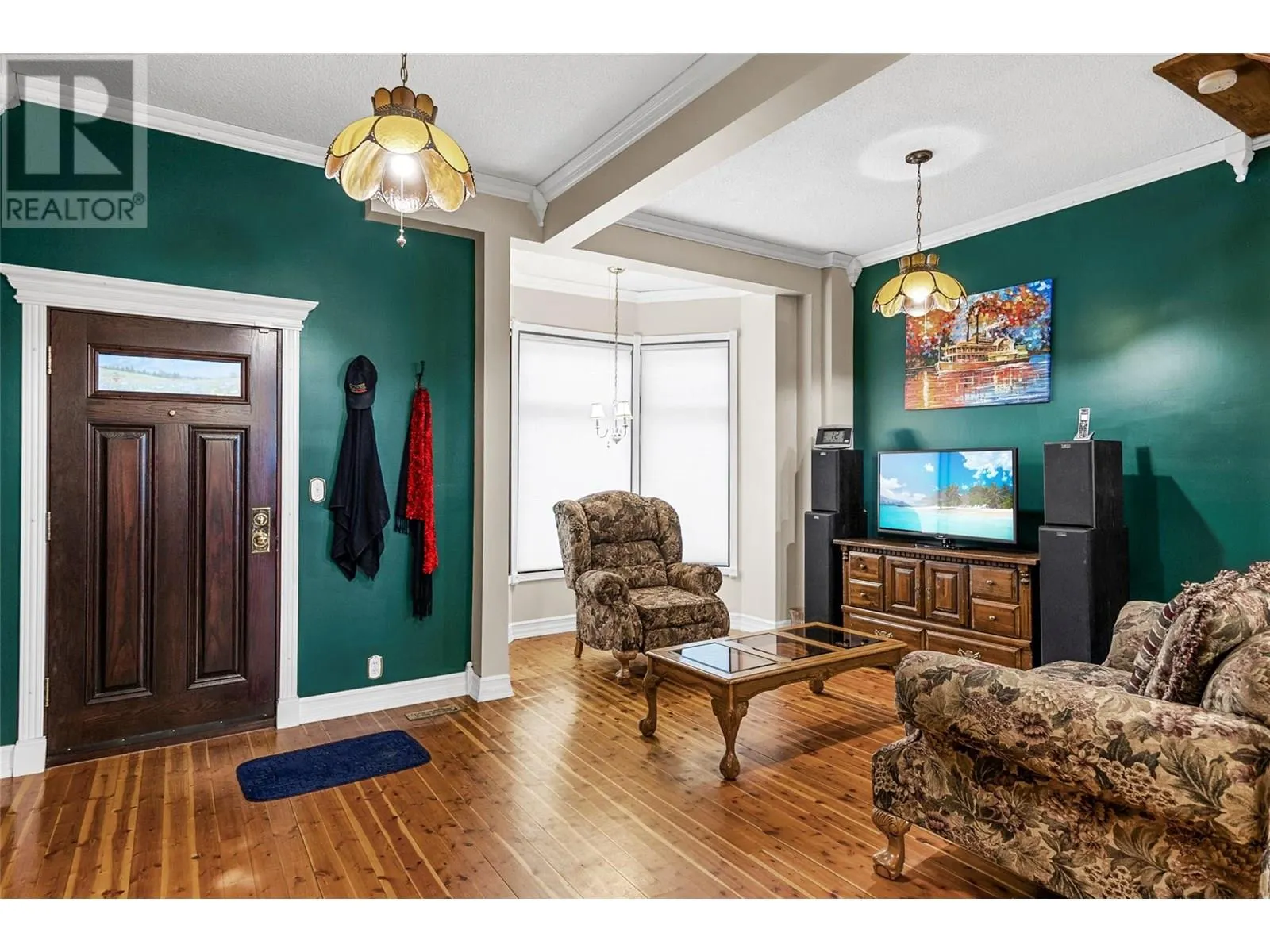 302 First Street W