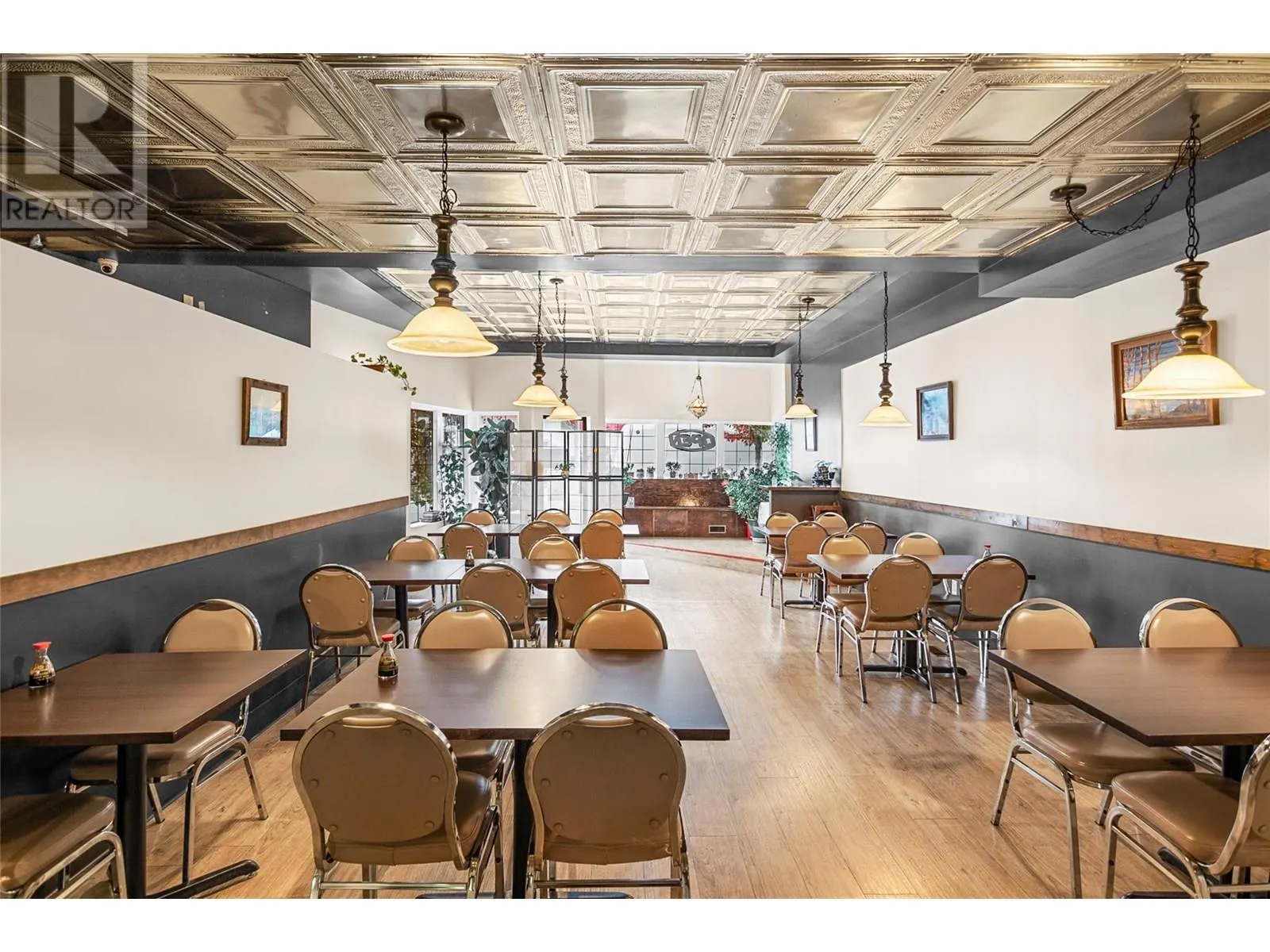 302 First Street W
