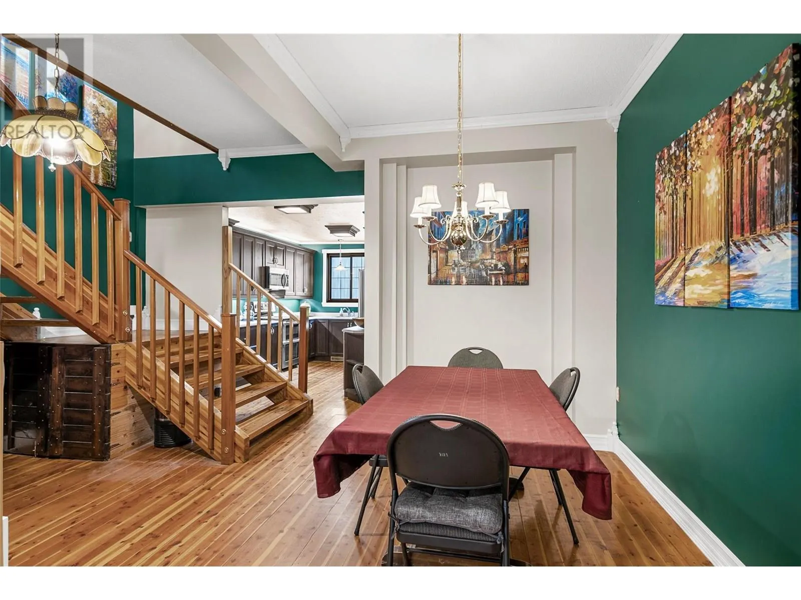 302 First Street W