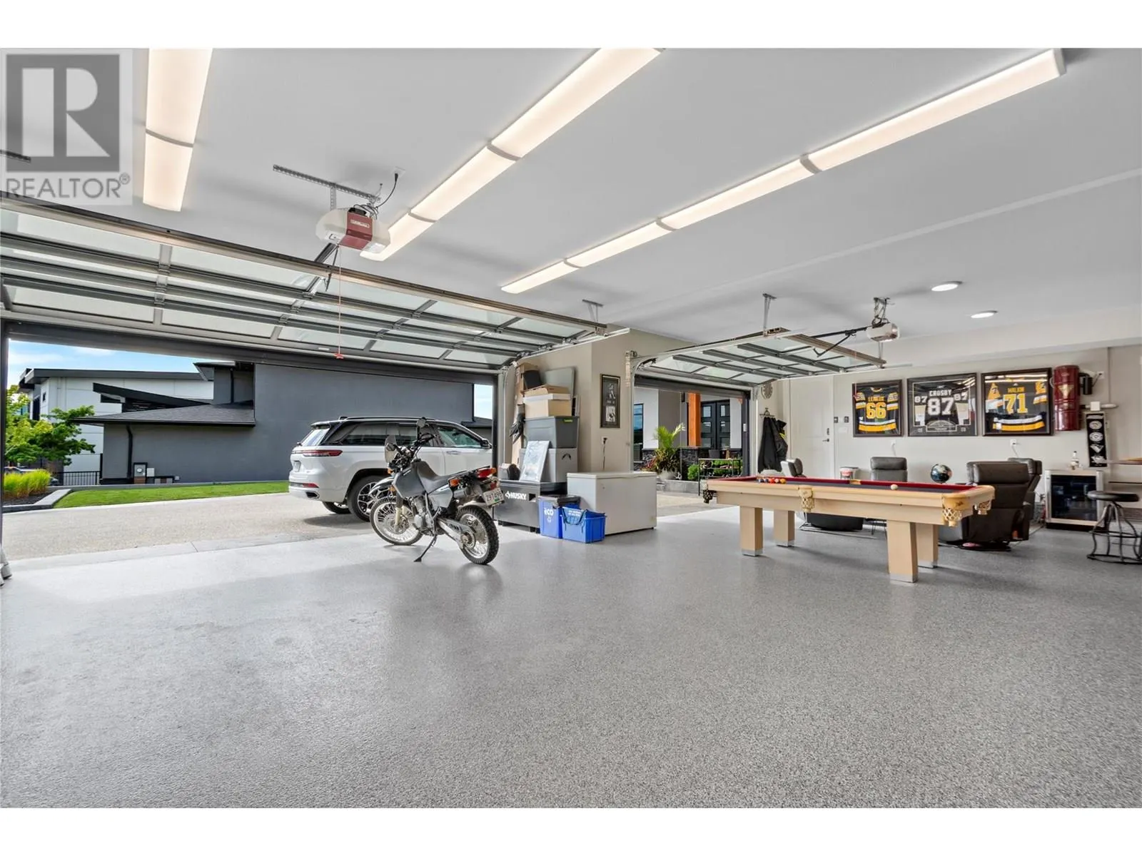 1009 ANTLER Drive