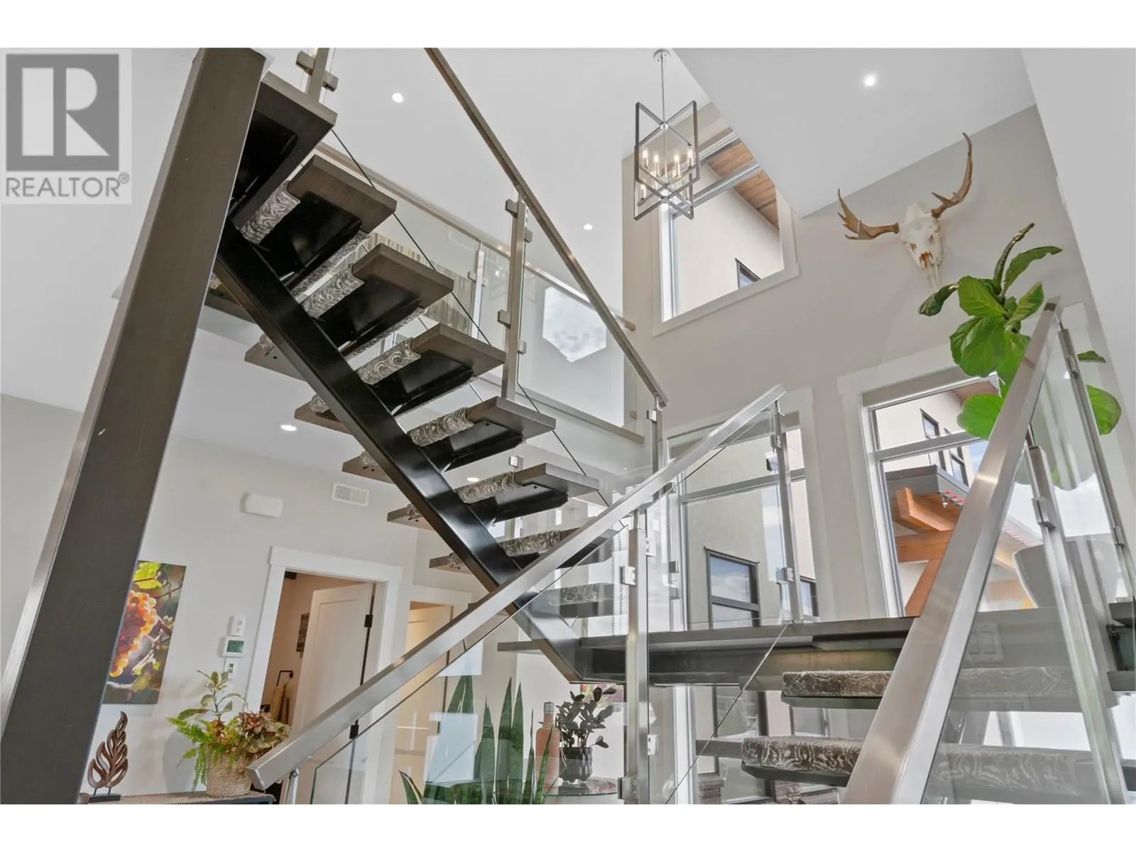 1009 ANTLER Drive