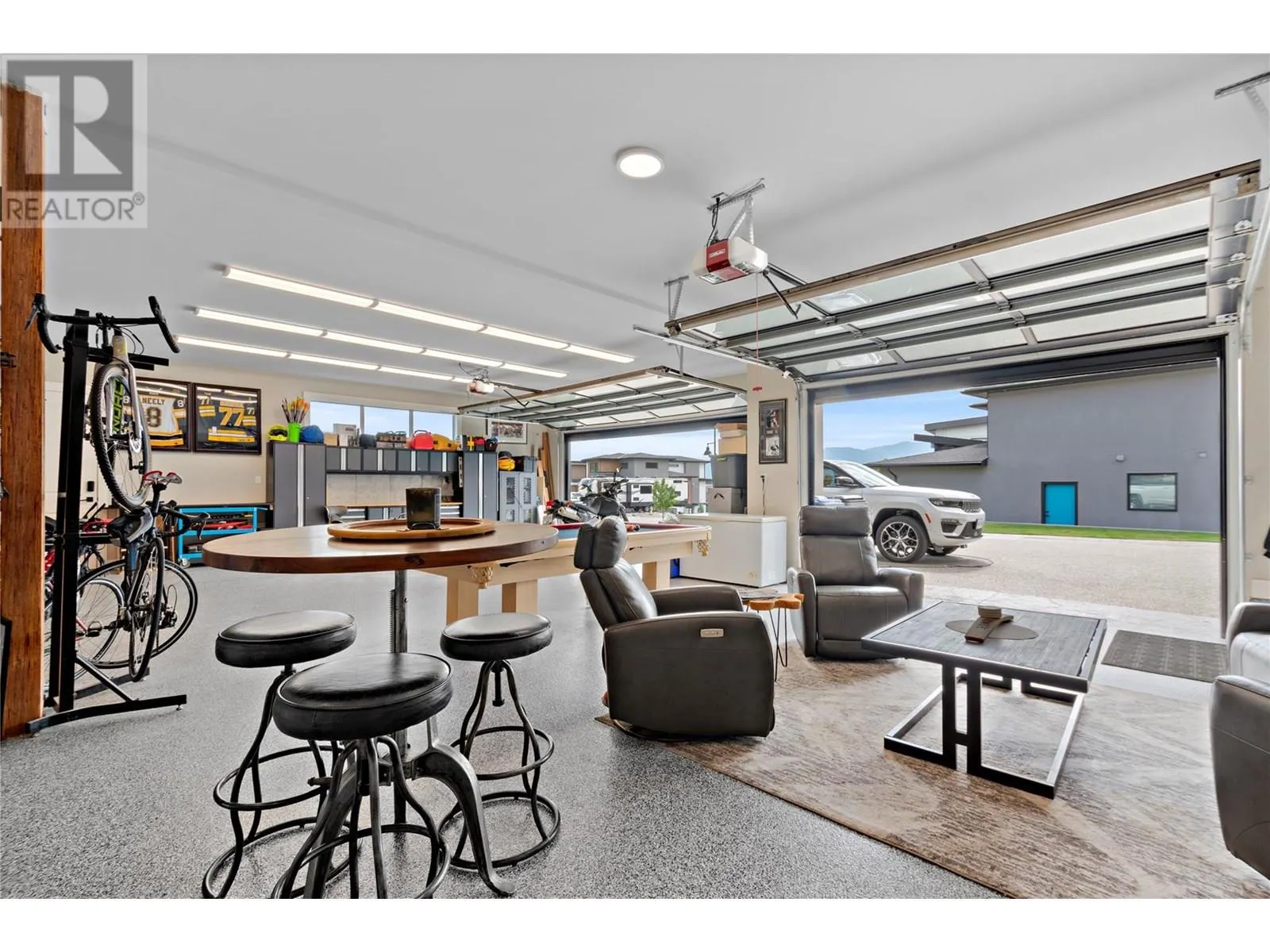1009 ANTLER Drive