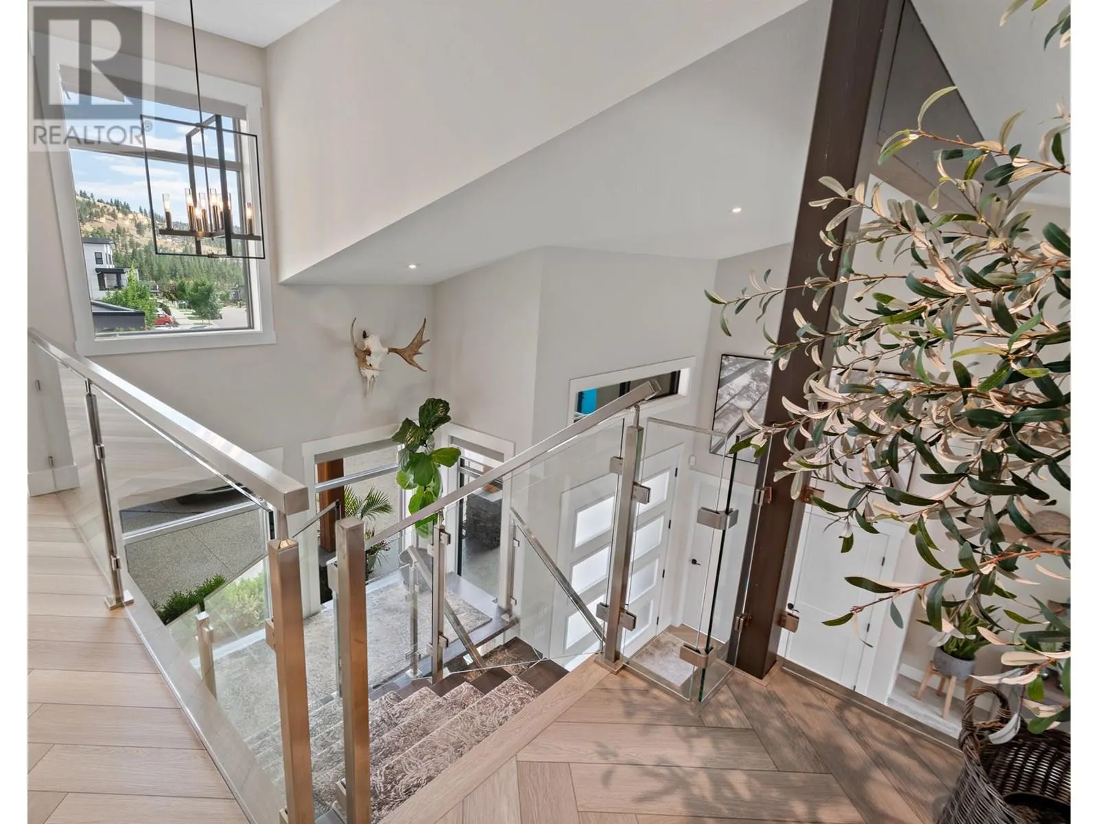 1009 ANTLER Drive
