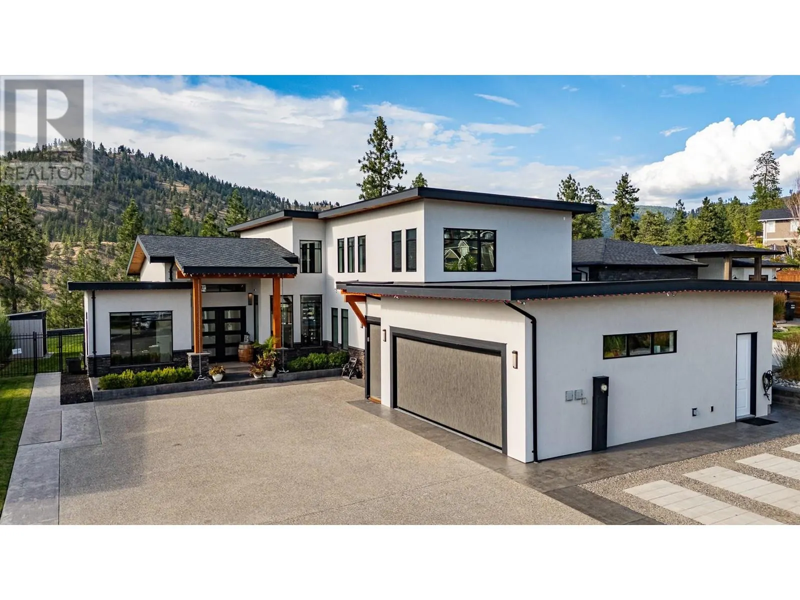 1009 ANTLER Drive