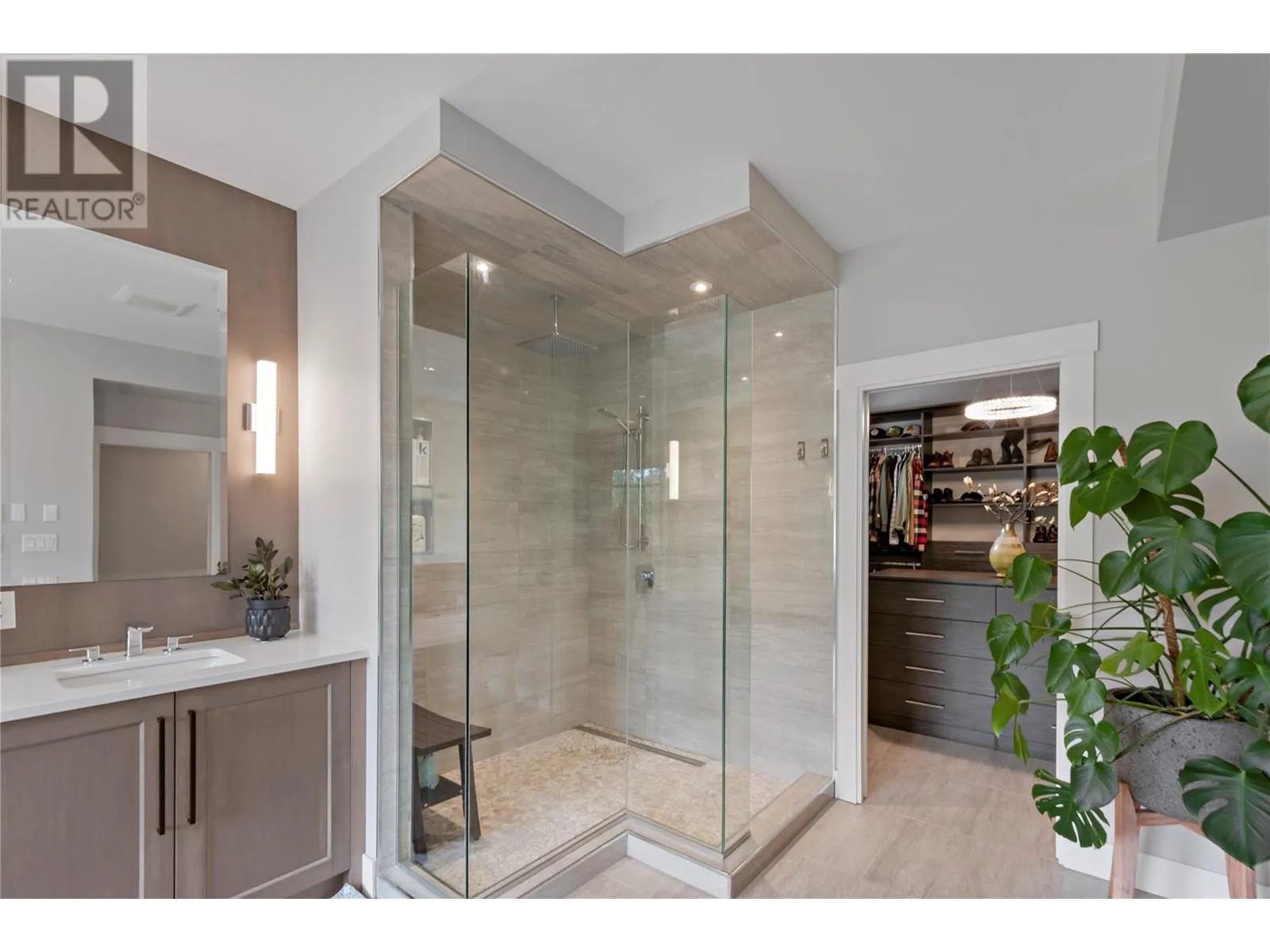 1009 ANTLER Drive