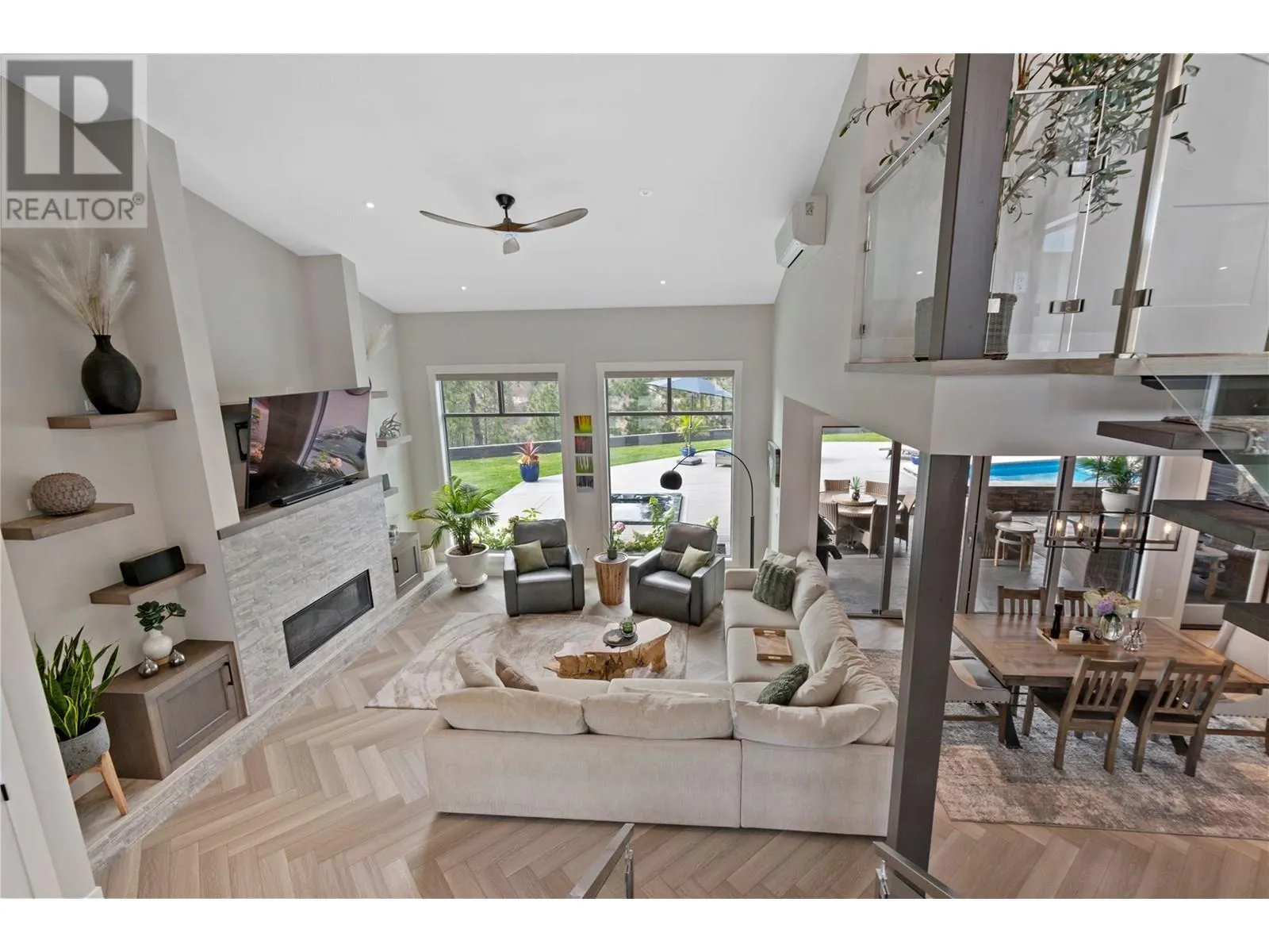 1009 ANTLER Drive