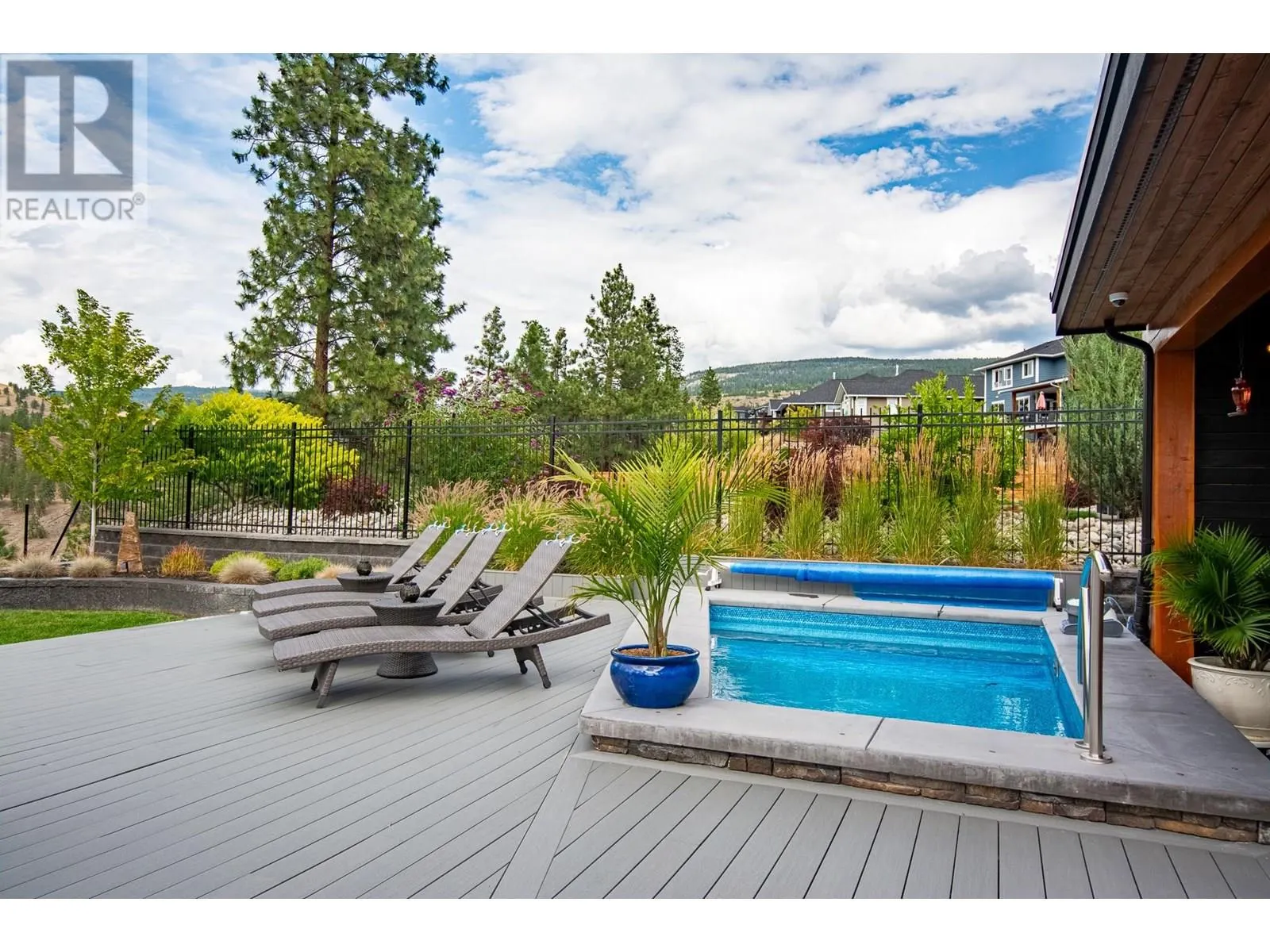 1009 ANTLER Drive