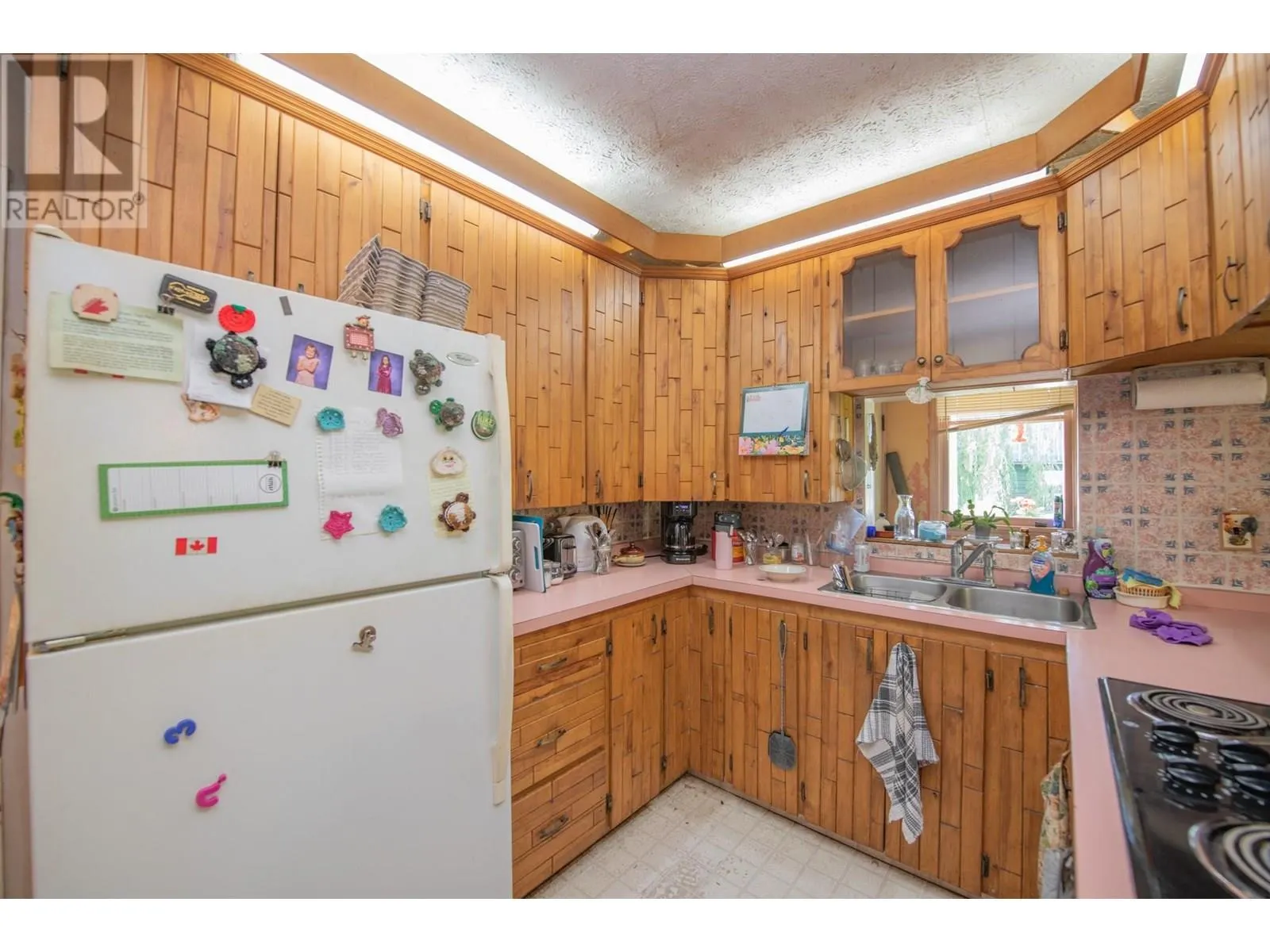 2405 Mabel Lake Road
