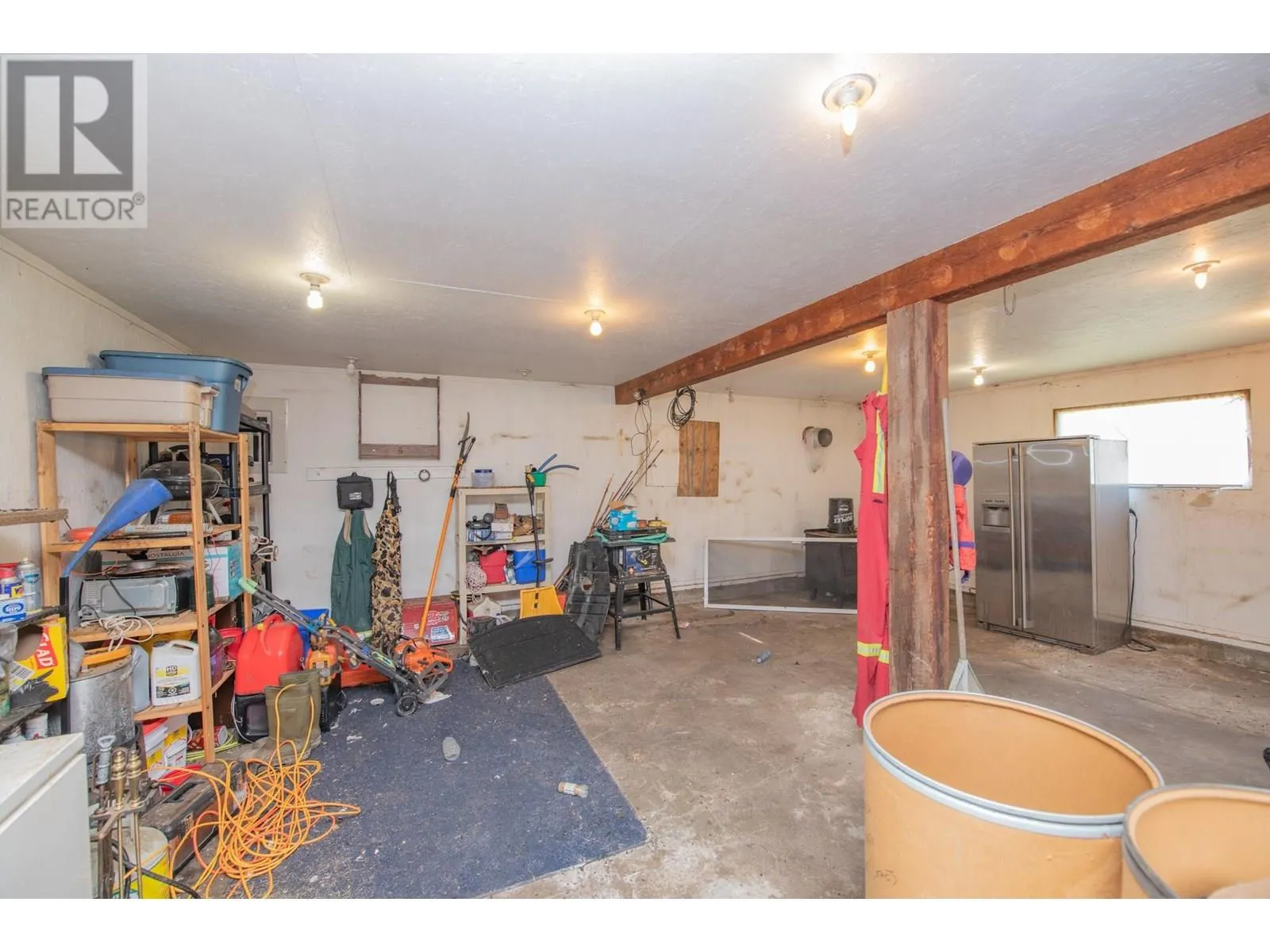 2405 Mabel Lake Road