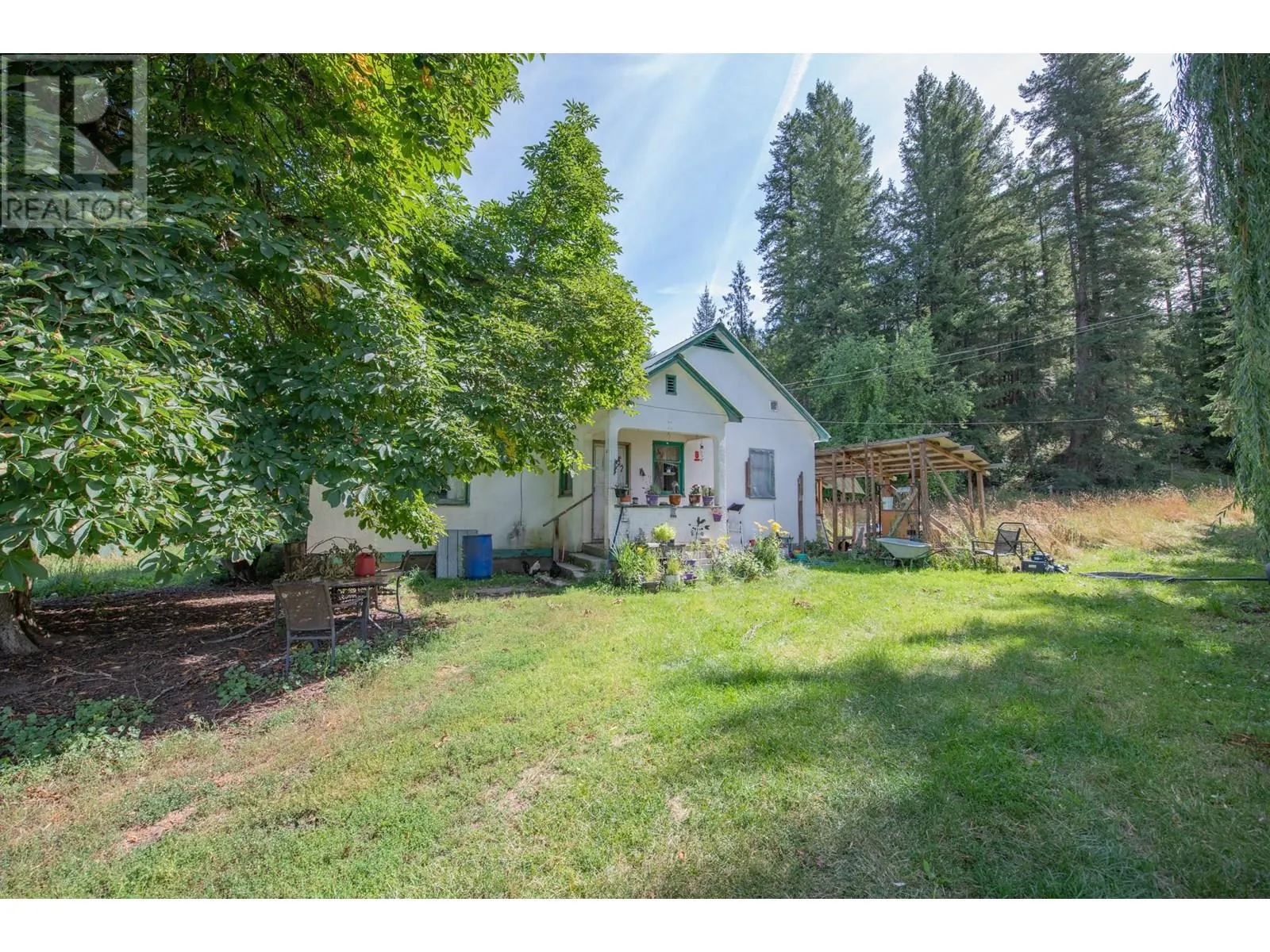 2405 Mabel Lake Road