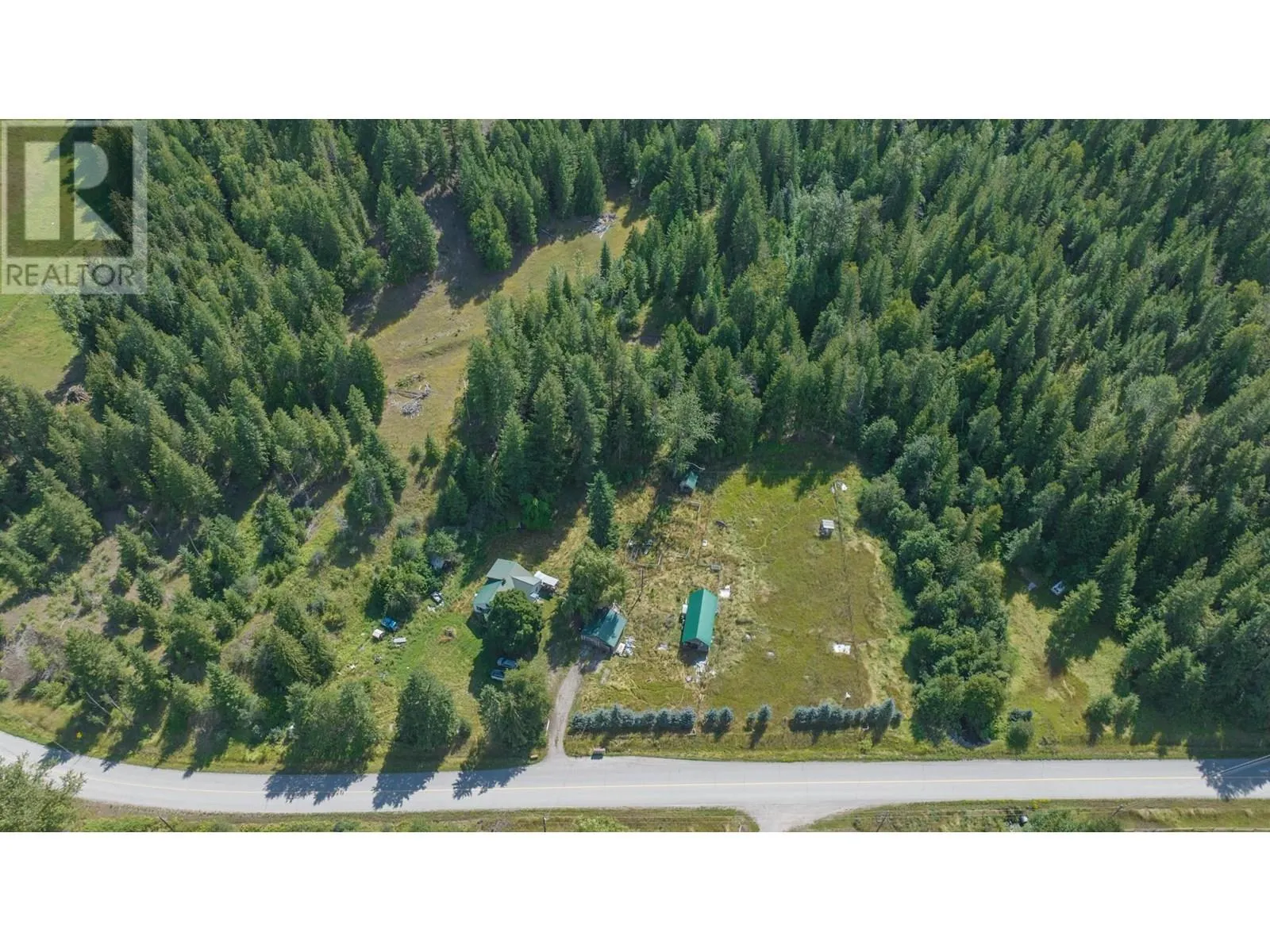 2405 Mabel Lake Road
