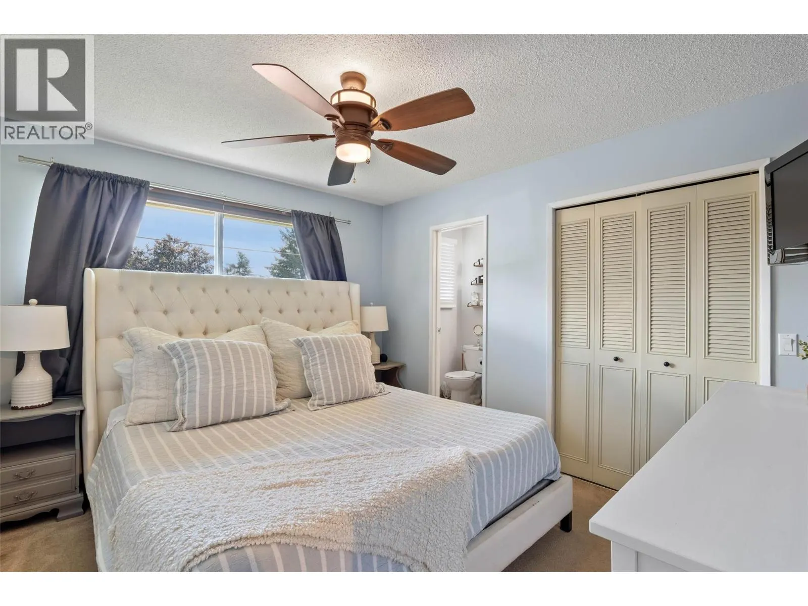 1074 NICOLANI Drive