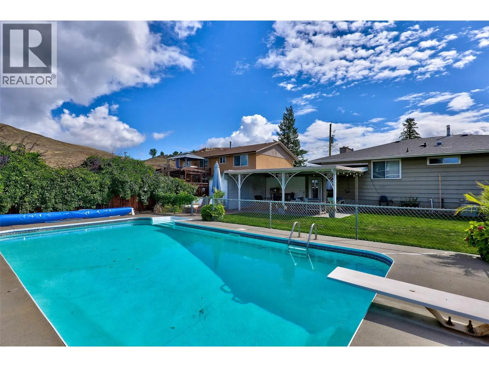 1074 NICOLANI Drive